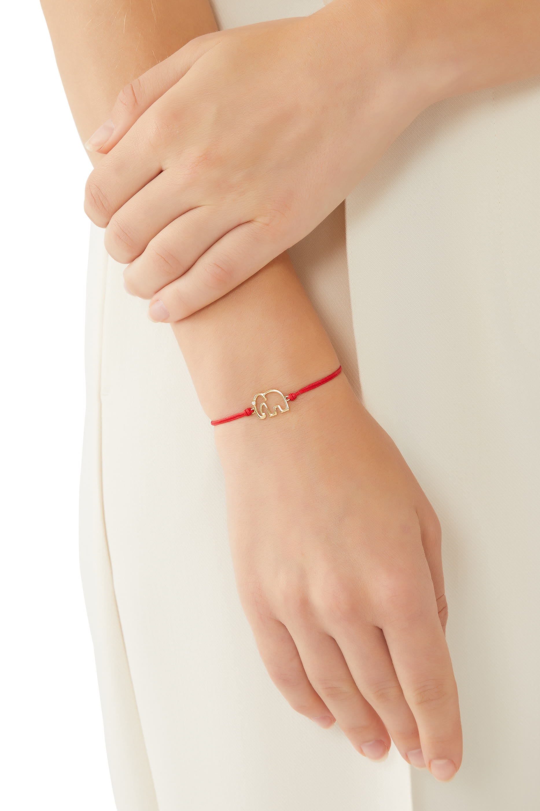 Elephant Thread Bracelet, 9k Yellow Gold with Diamond