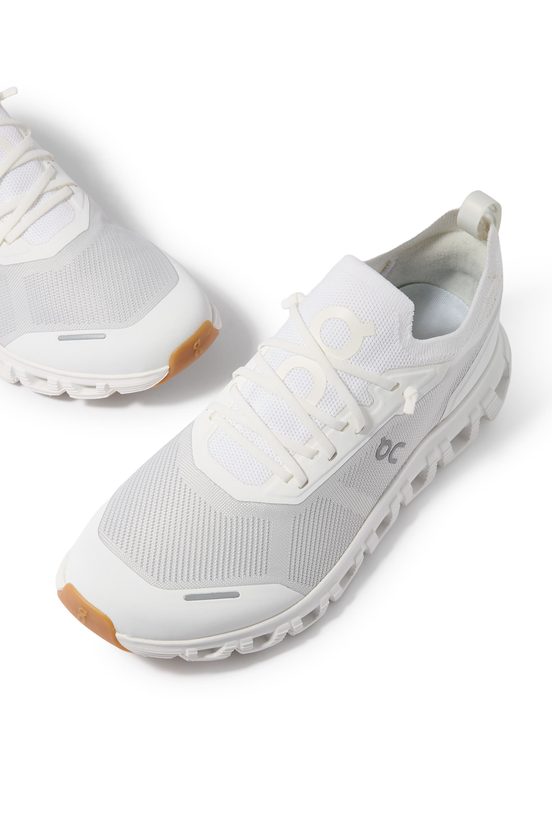 Women&rsquo;s Cloud 6 Versa Sneakers