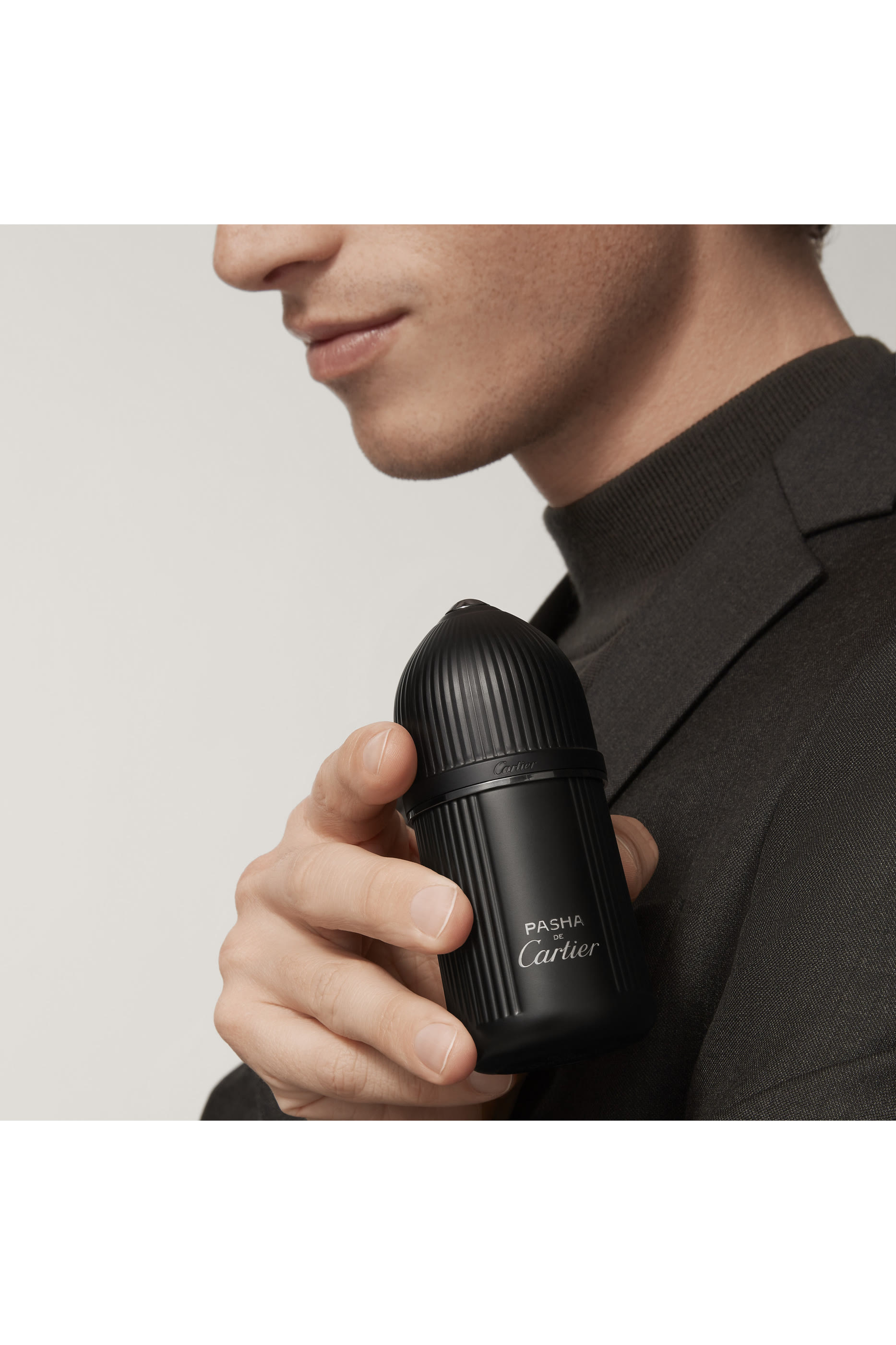 Pasha de Cartier Noir Absolu Parfum