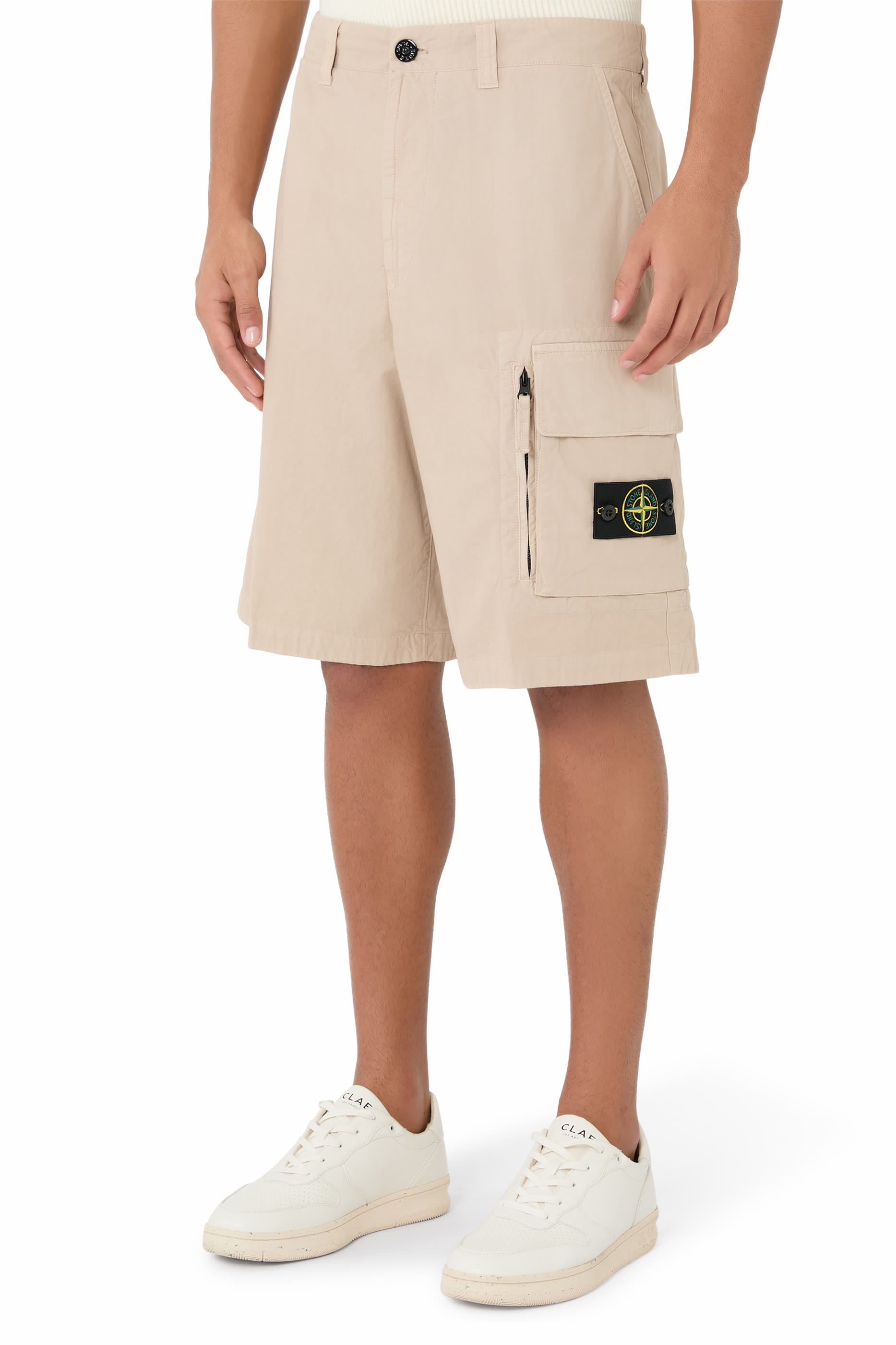 Compass-Badge Cargo Shorts