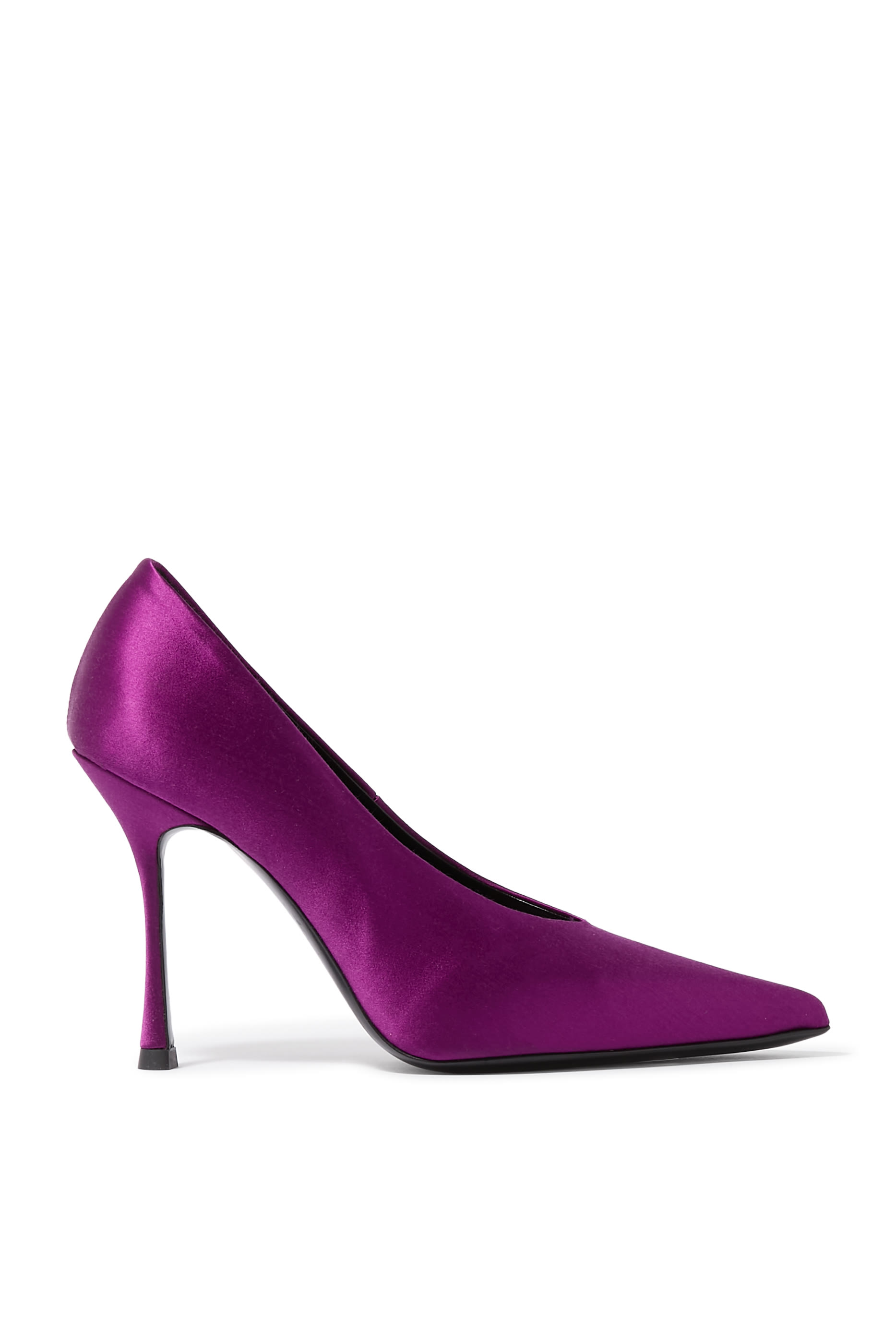  Kiss 105 Pumps
