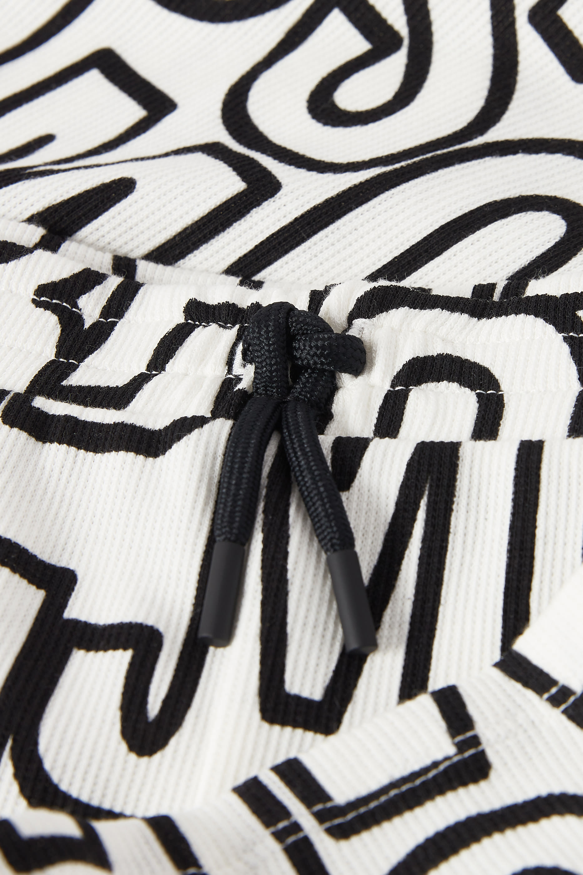 Kids All-Over Logo Printed T-Shirt & Shorts Set 