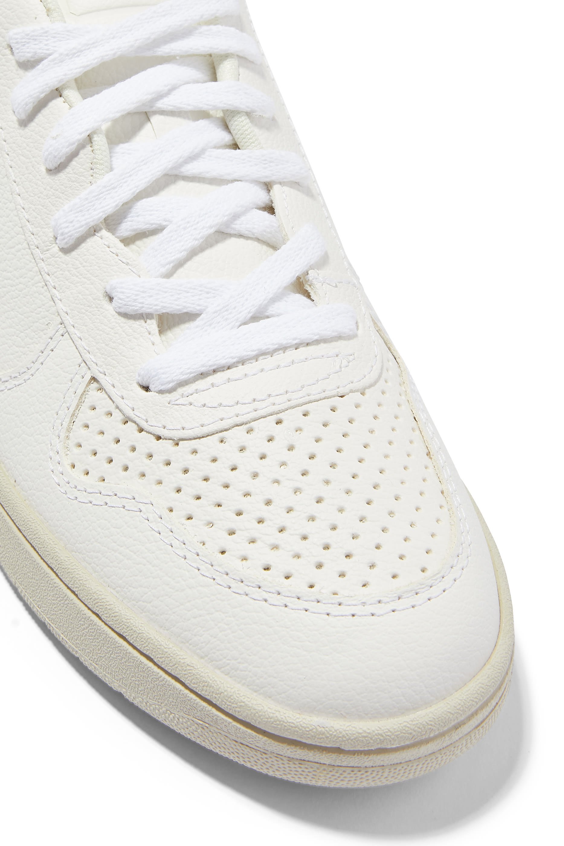 V-10 Metallic Low-Top Sneakers