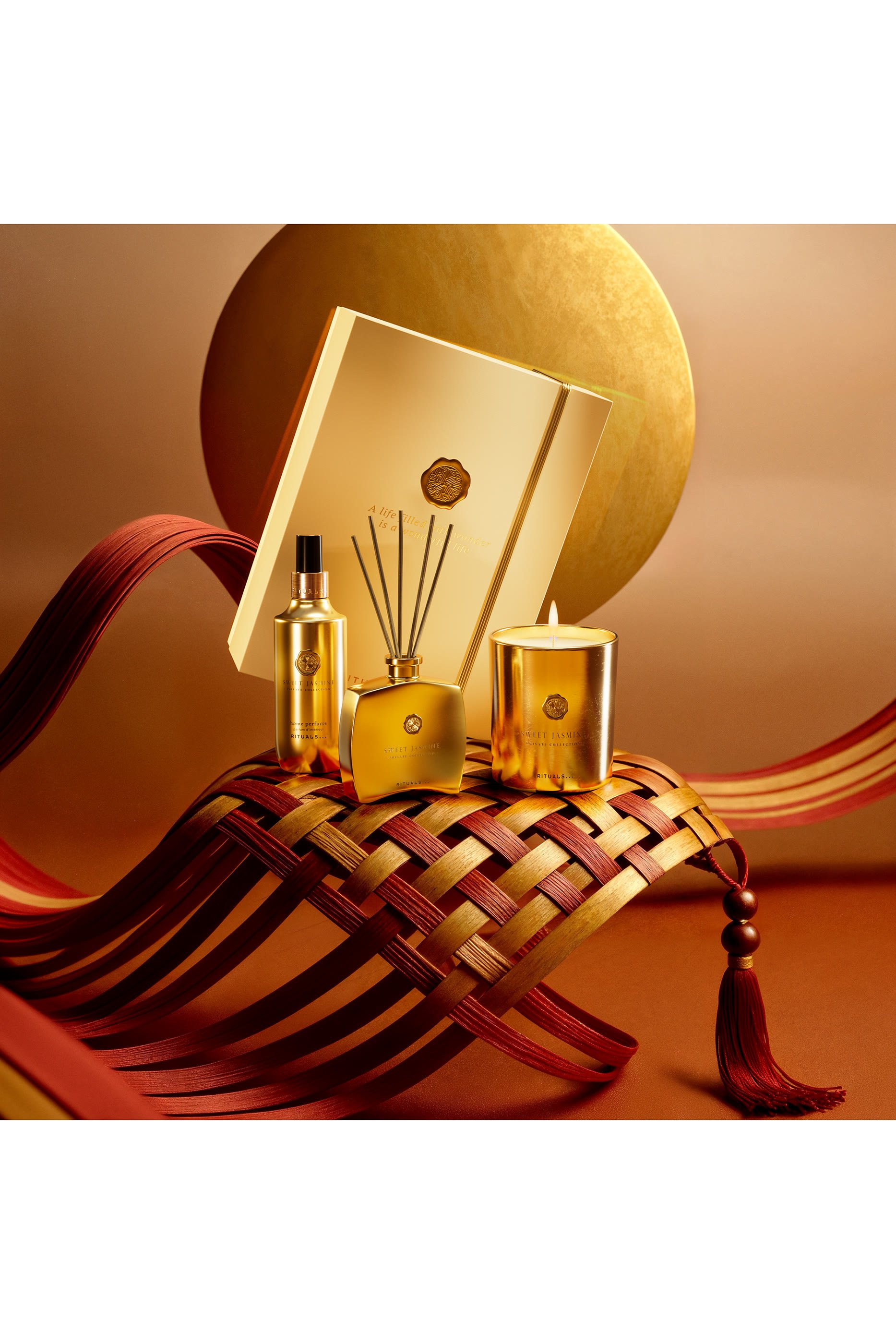 Private Collection – Sweet Jasmine 2025 Gift Set