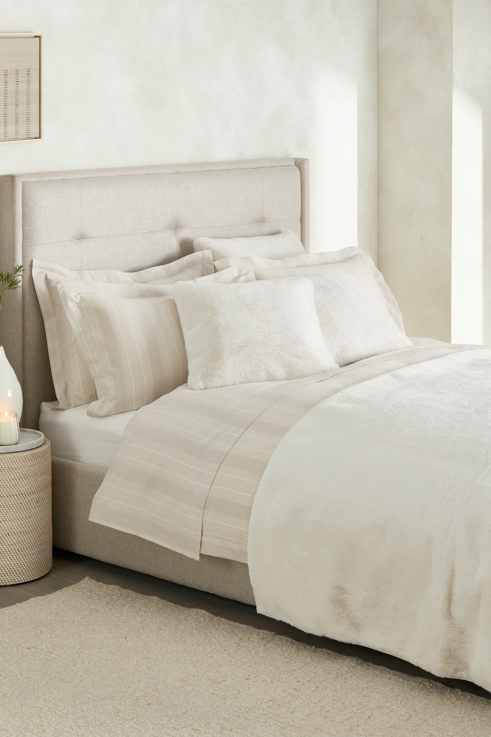 Super Soft Faux Fur Throw