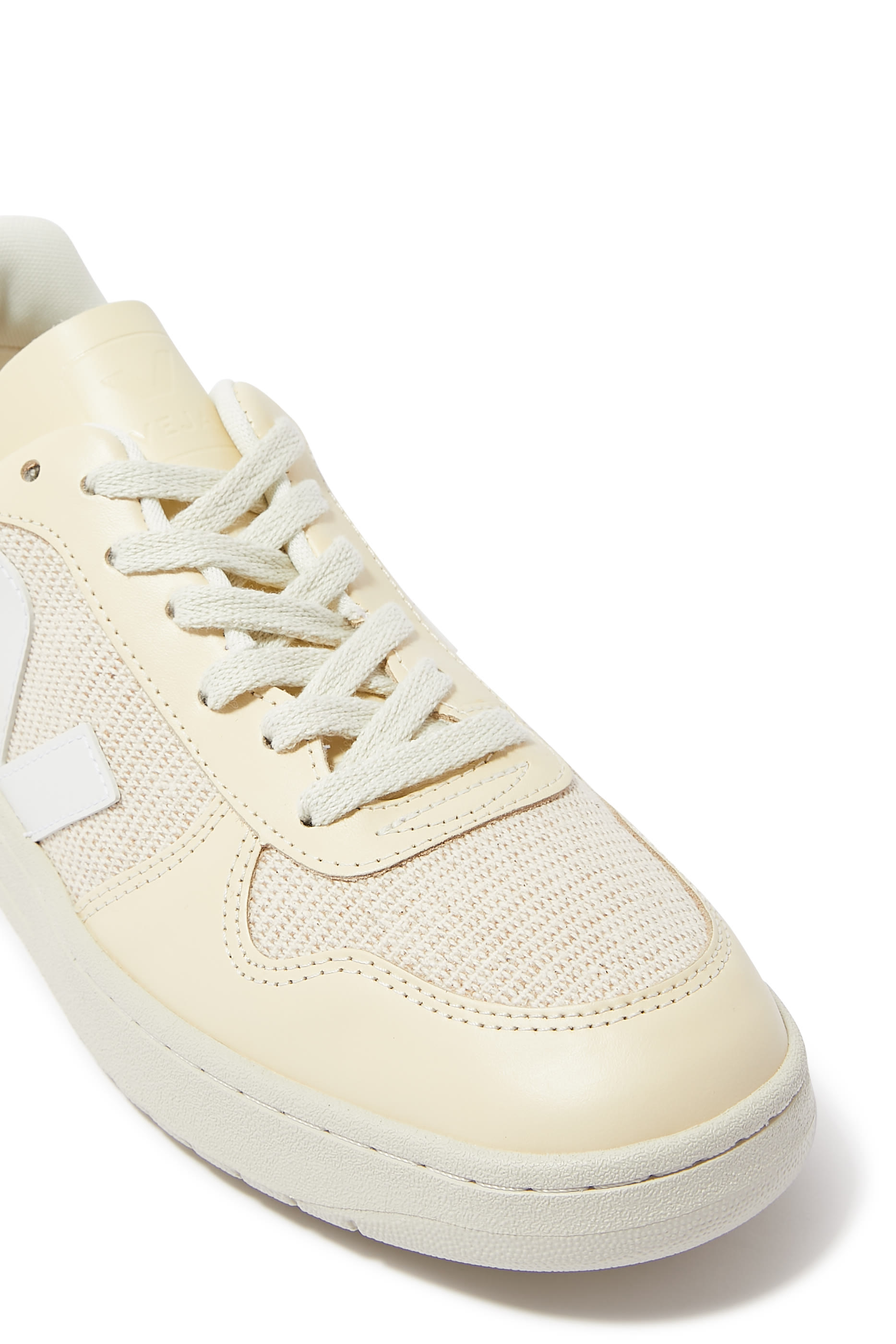 V-10 Canvas Low Top Sneakers