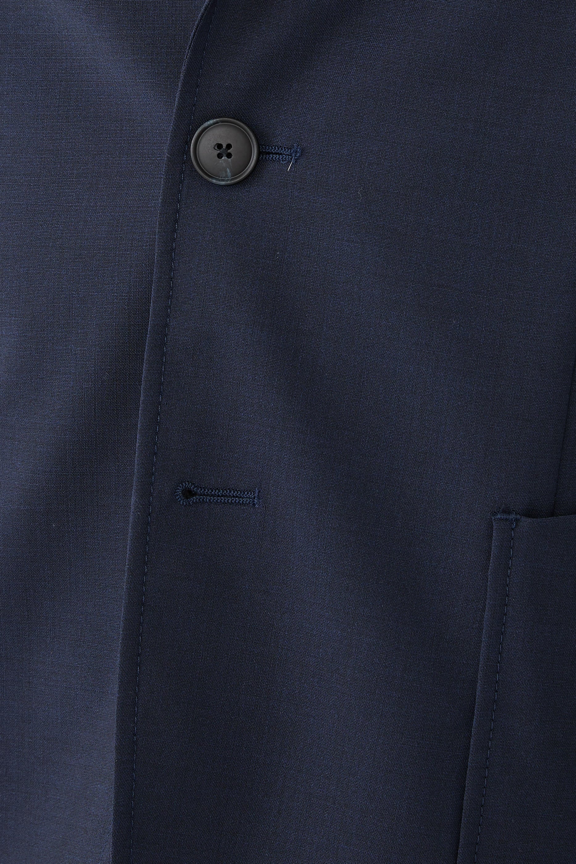  Slim-Fit Blazer in a Washable Wool Blend