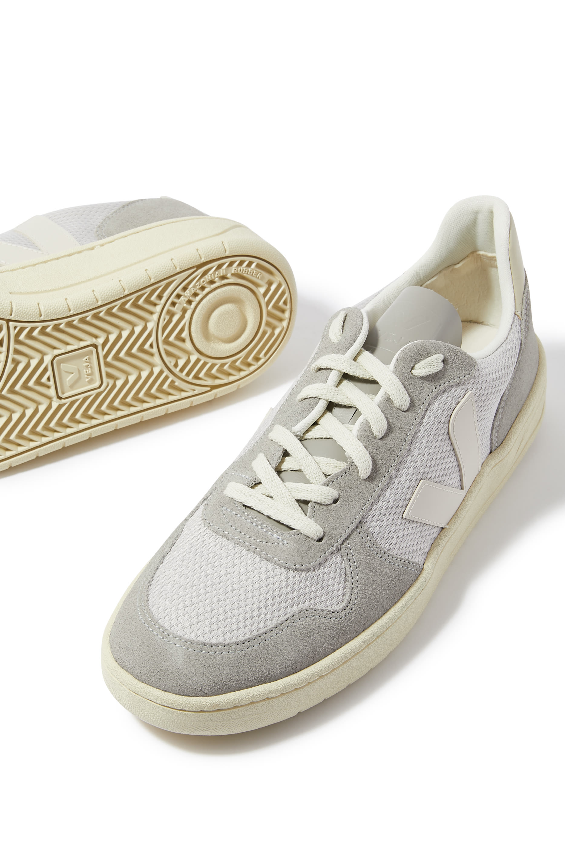 V-10 Alveomesh Shoes