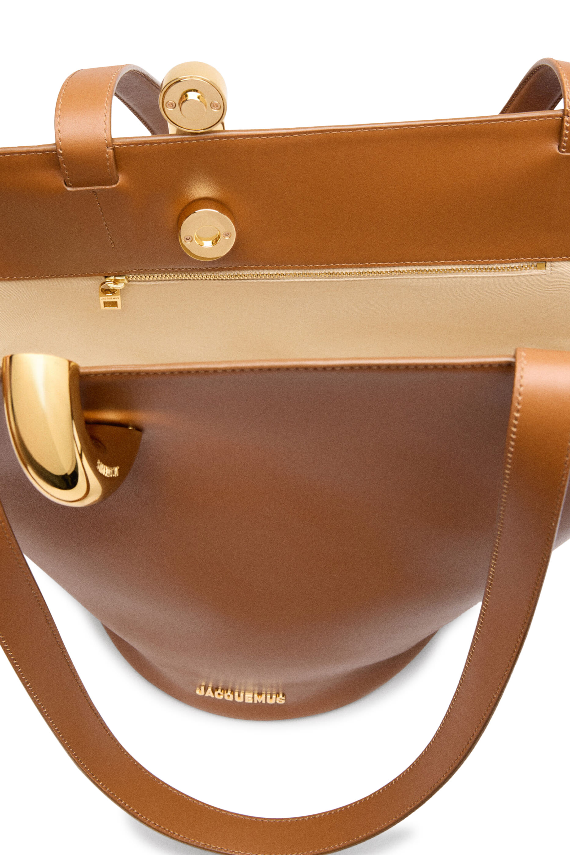 Le Bambola Moyen Bucket Bag