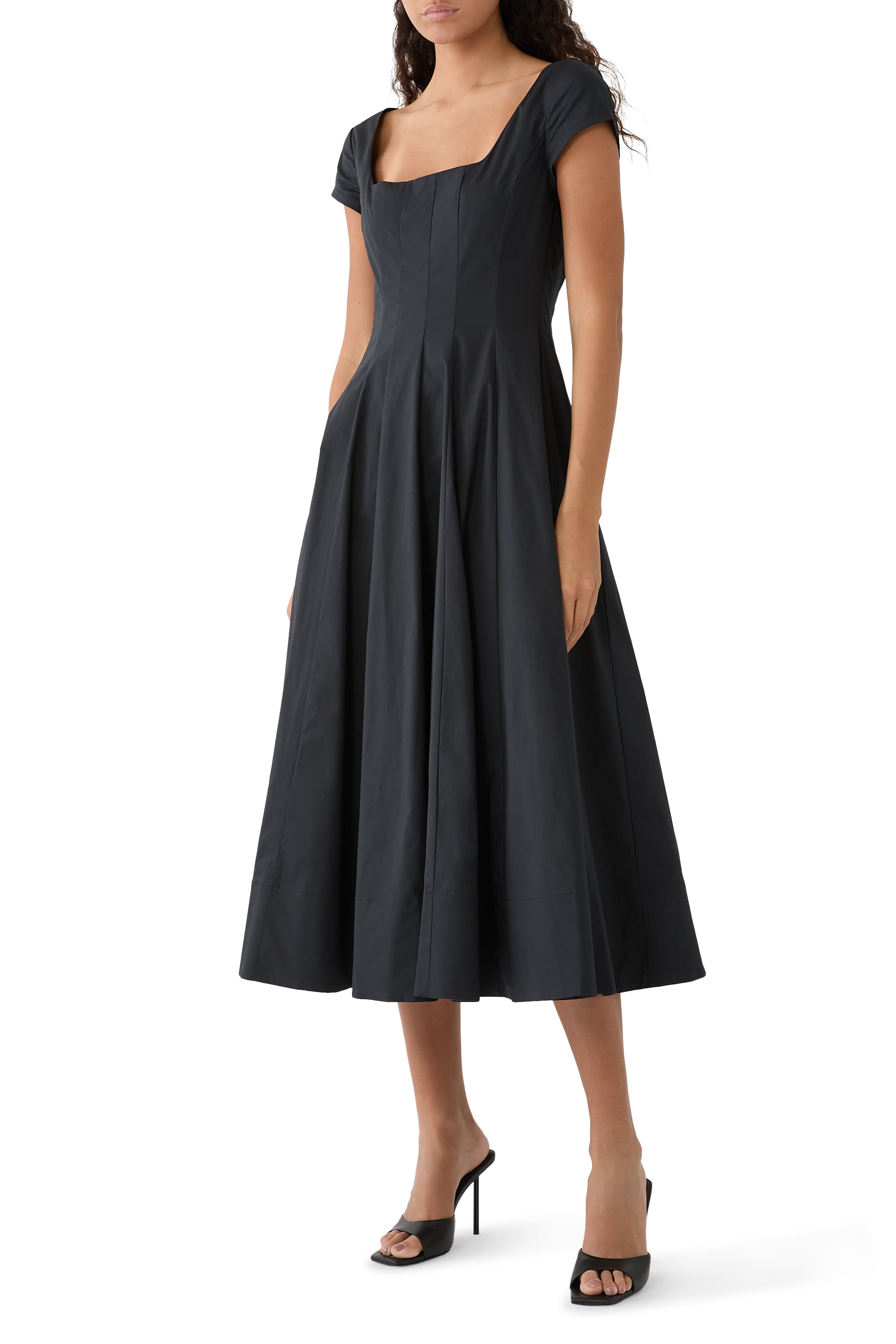 Short Sleeve Wells Dress