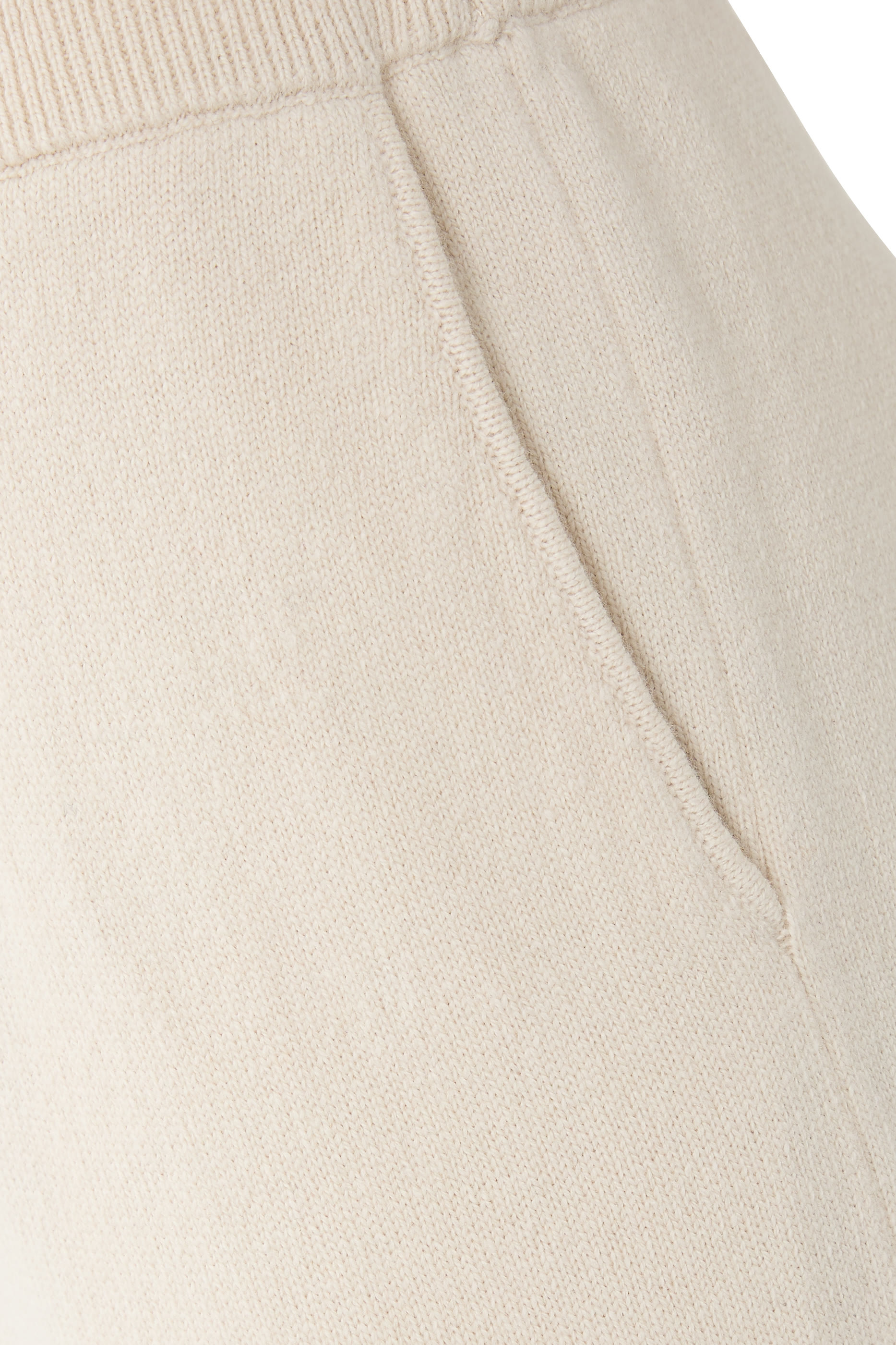 Drawstring Cuffed Knit Trousers