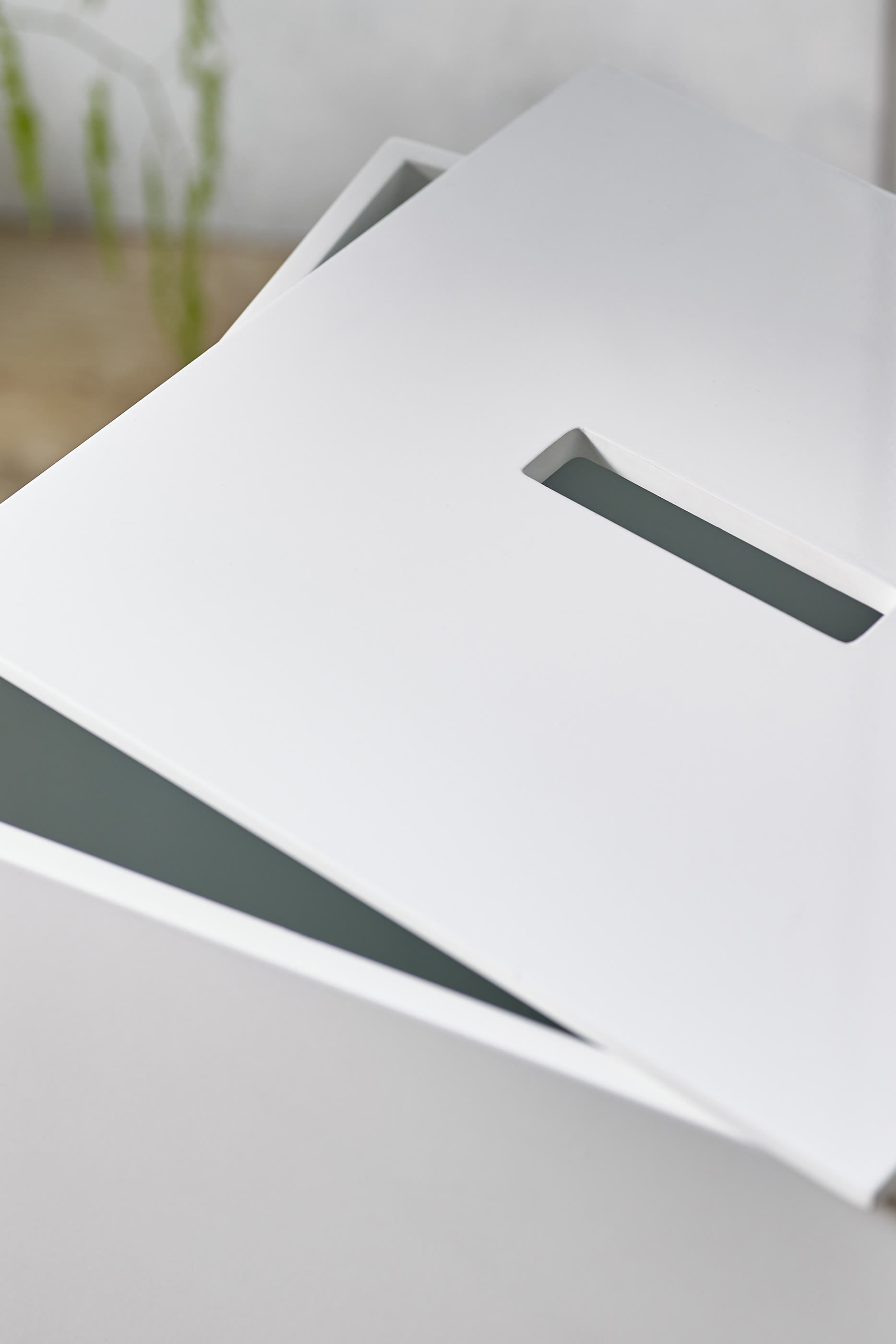 Lacquer Laundry Basket