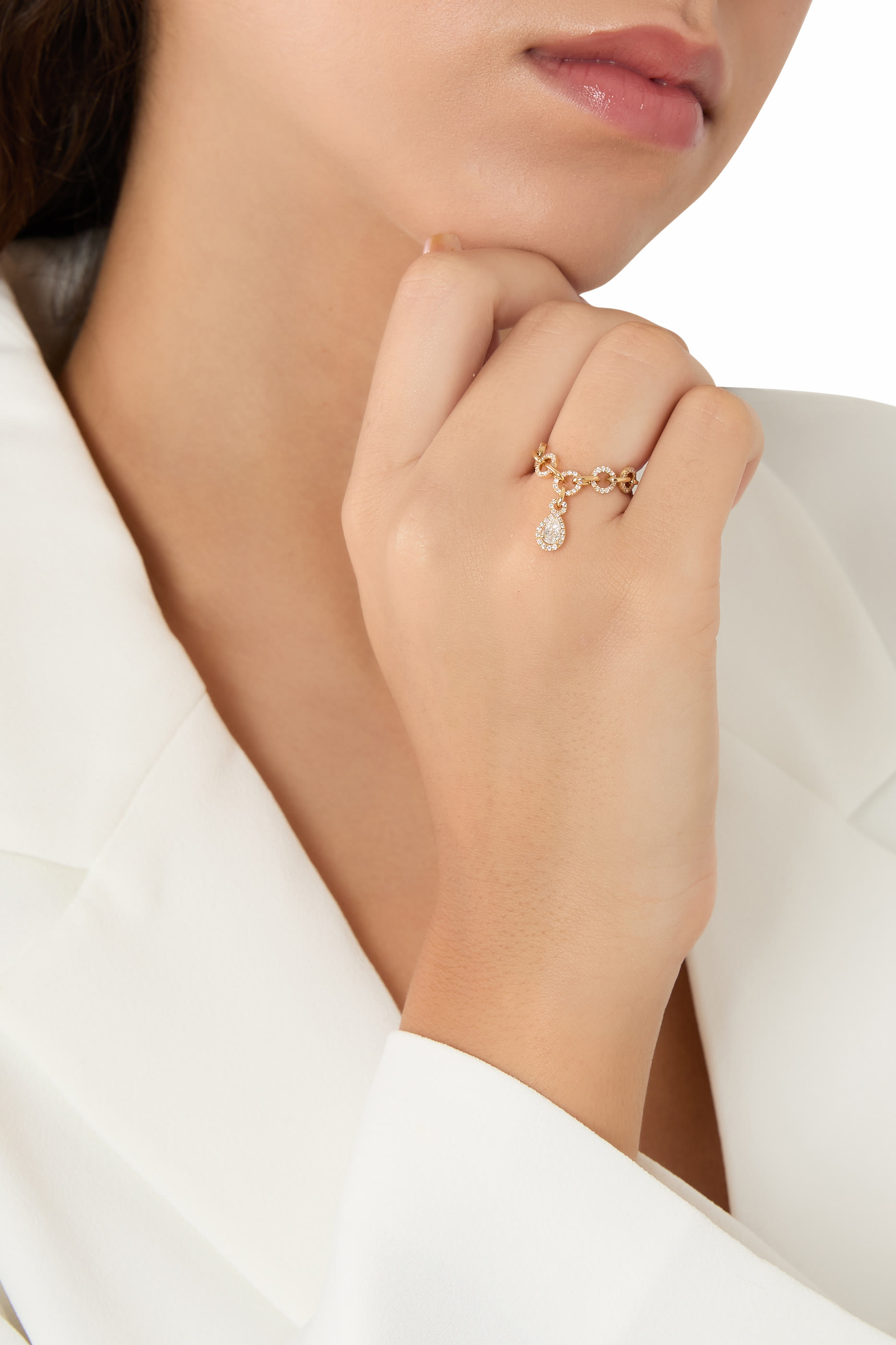 Single-Chain Ring, 18k Yellow Gold & Diamonds