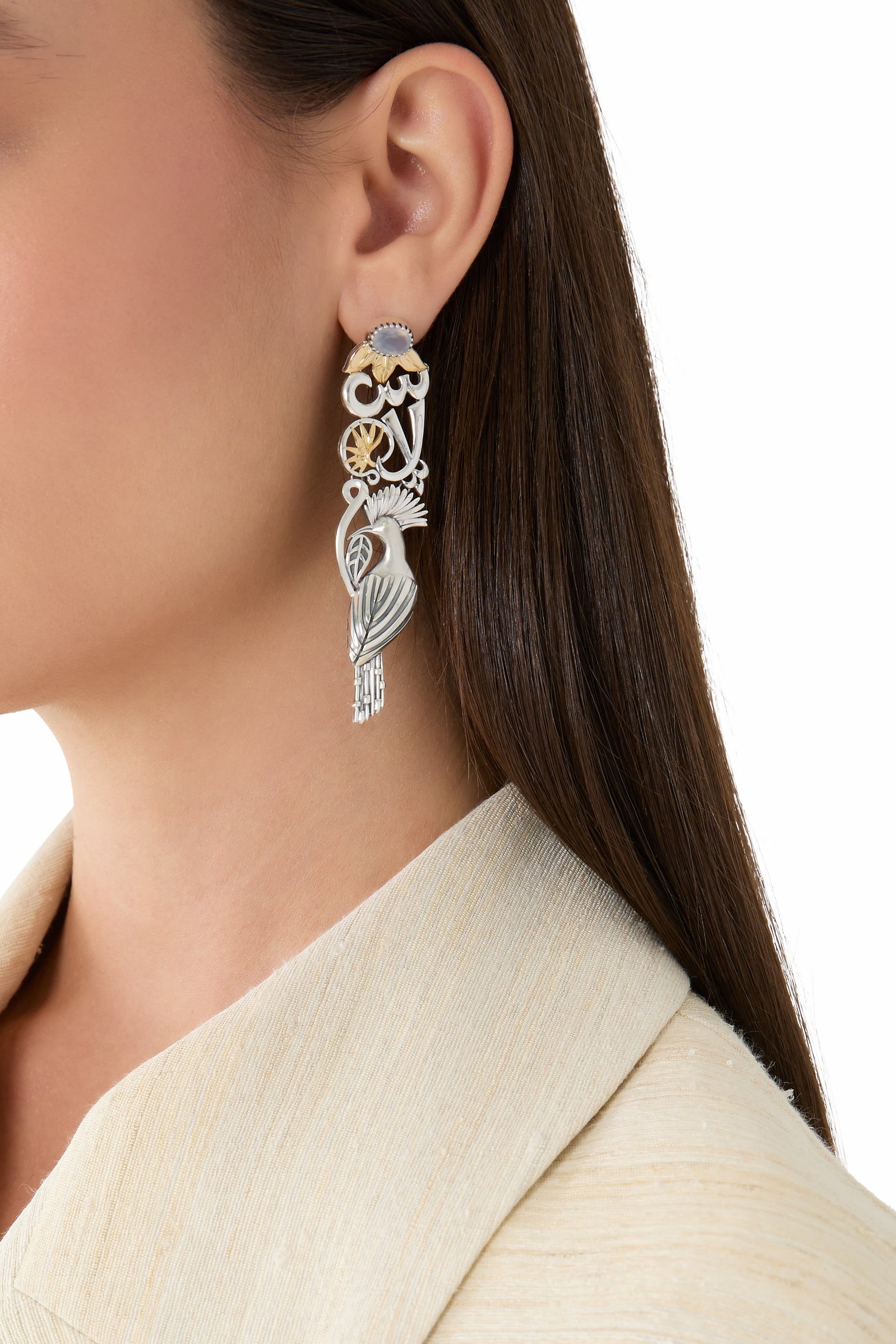  Wonders of Nature Chalcedony Peace and Wisdom Single Earring, 18K Yellow Gold & Sterling Silver