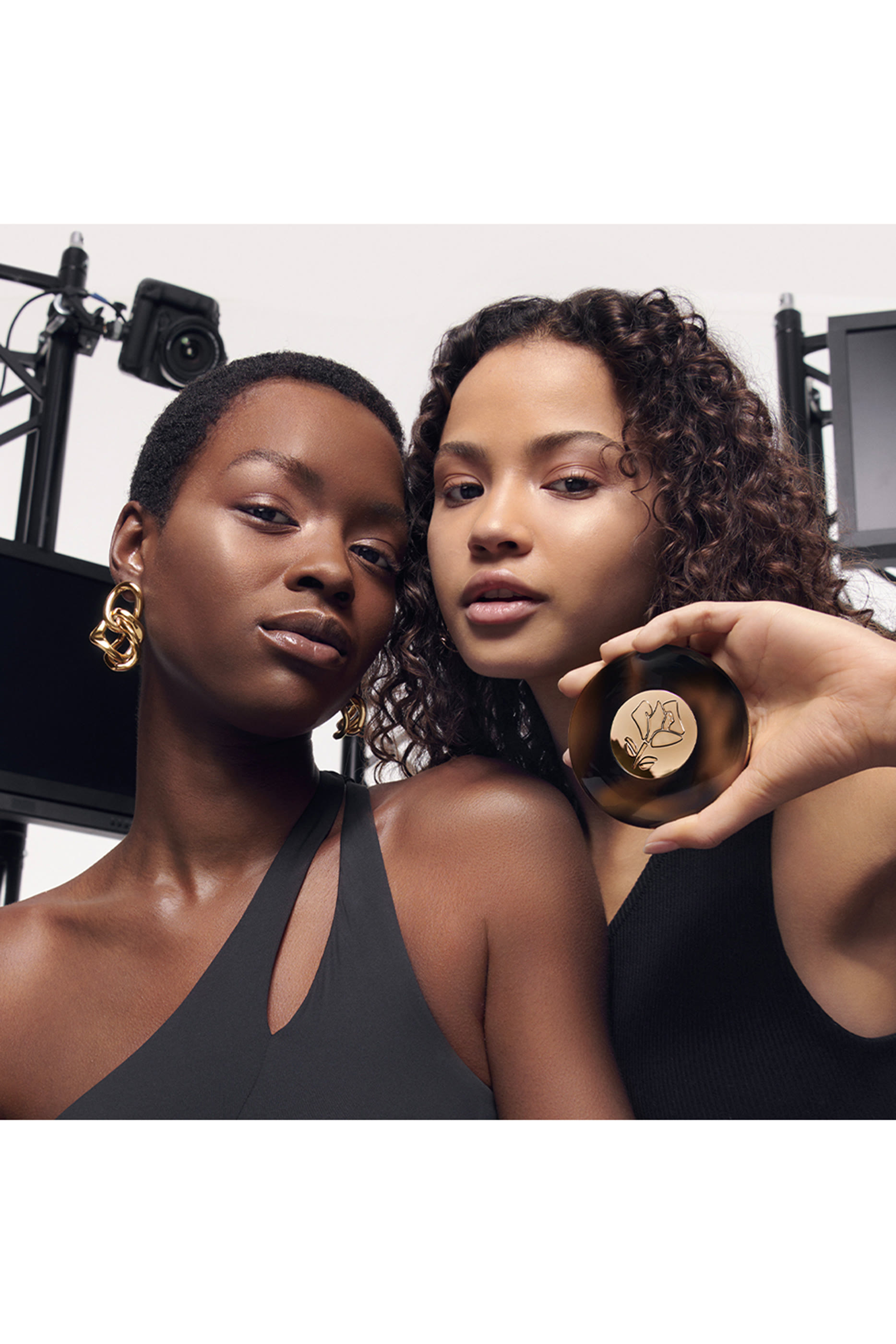 Teint Idole Ultra Wear C.E Skin Transforming Highlighter