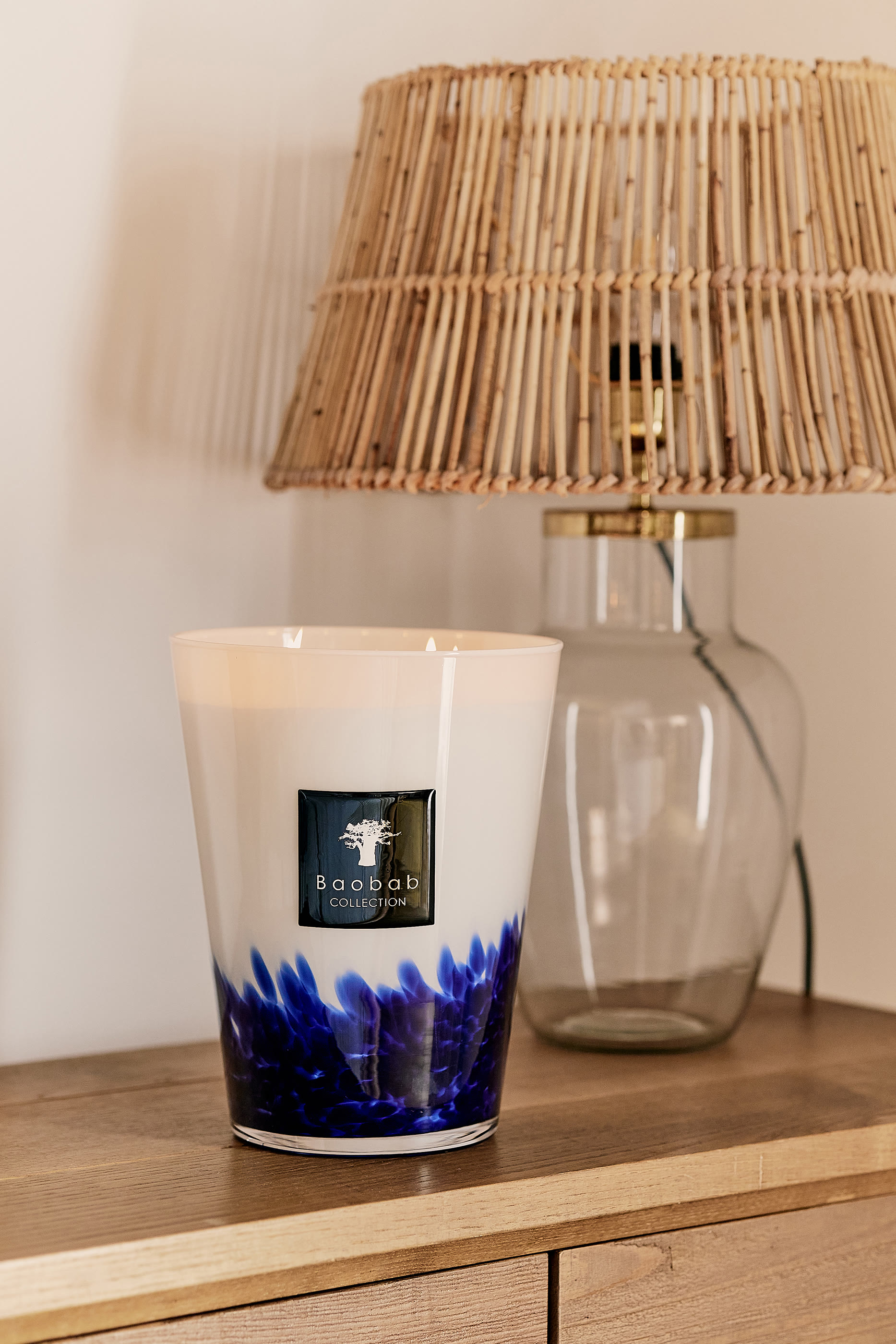 Max 10 Feathers Touareg Candle