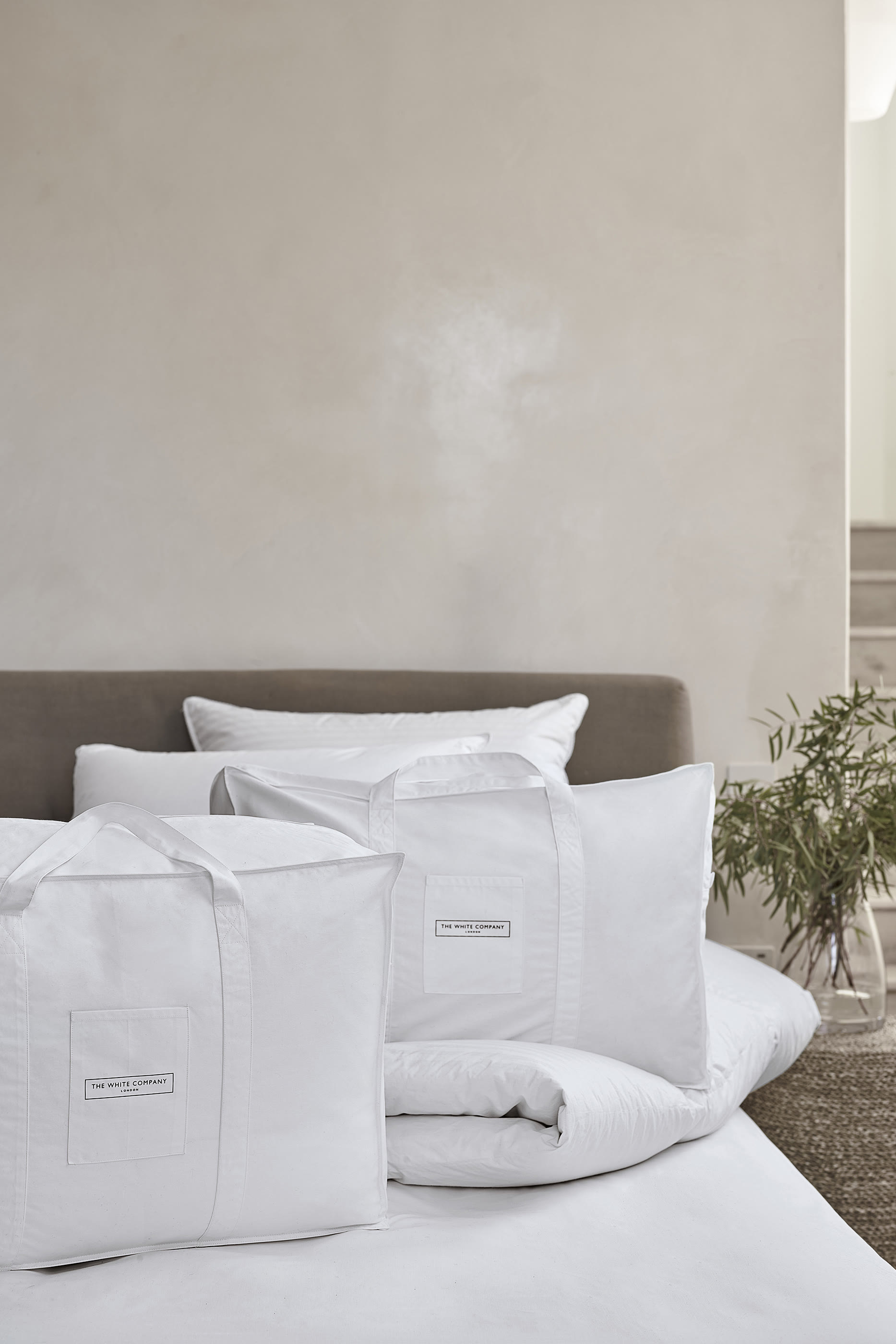 Muscovy Down Pillow Medium Support