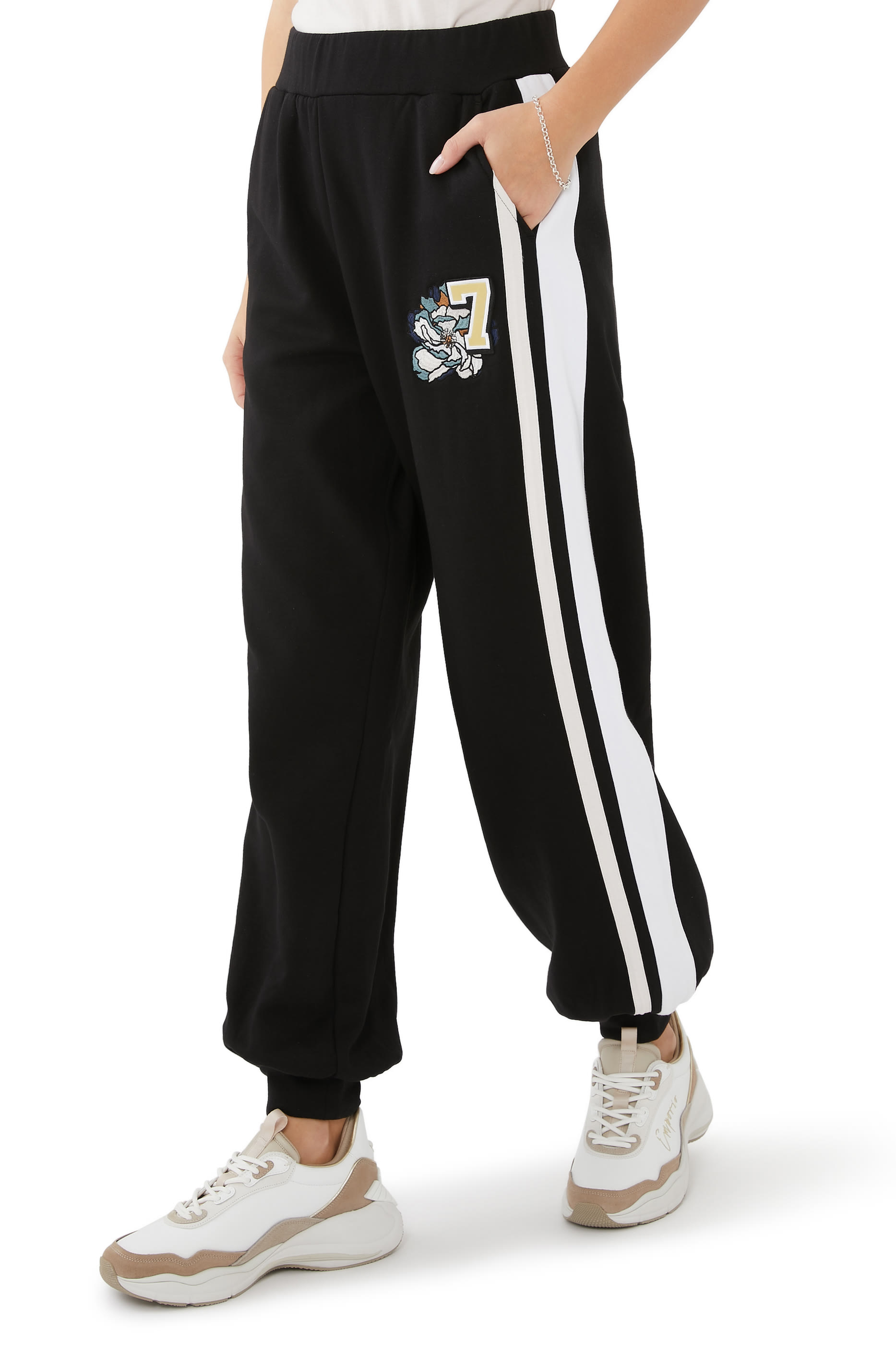 EA7 Training  Sweatpants