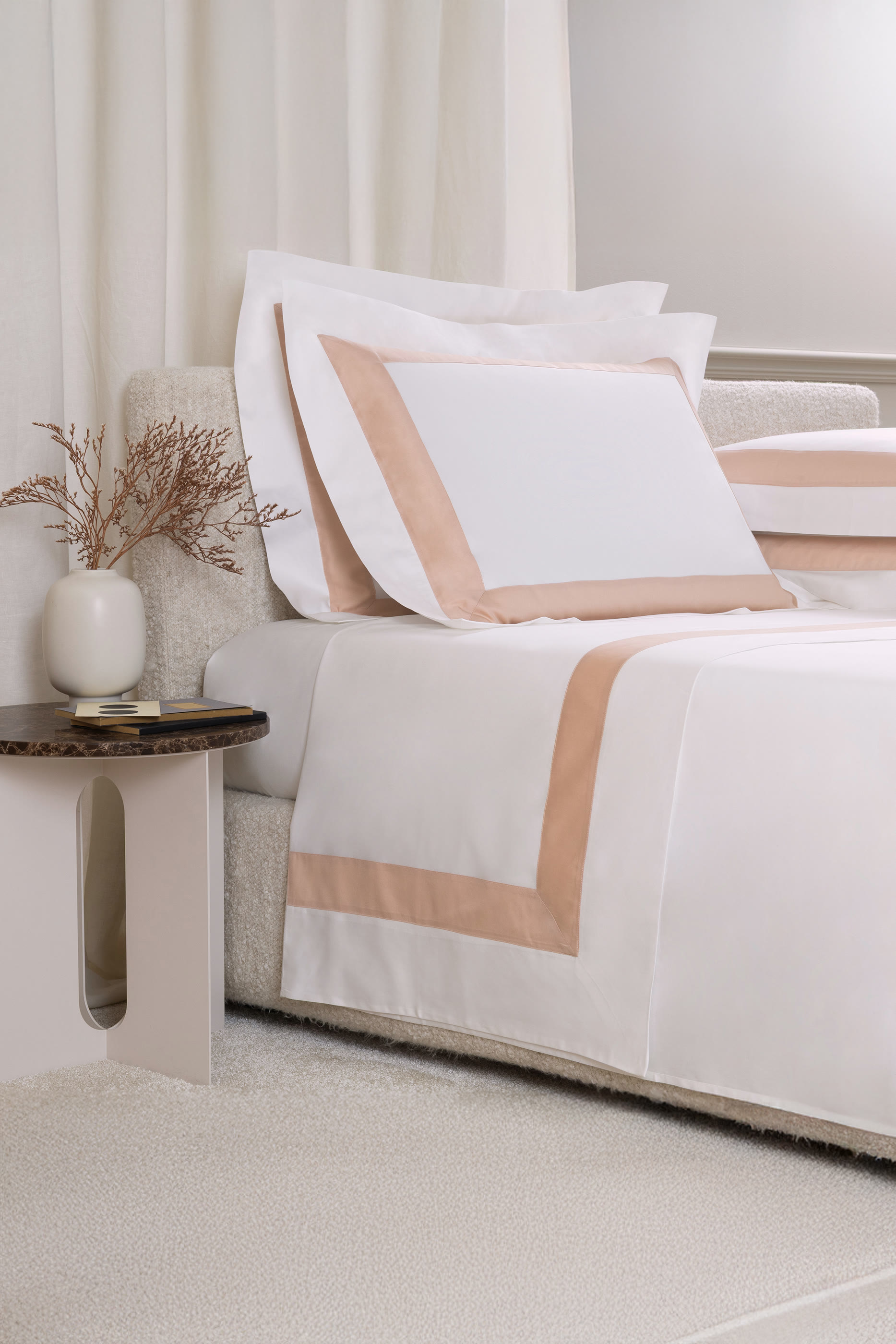 Sateen Breeze Border Flat Sheet 