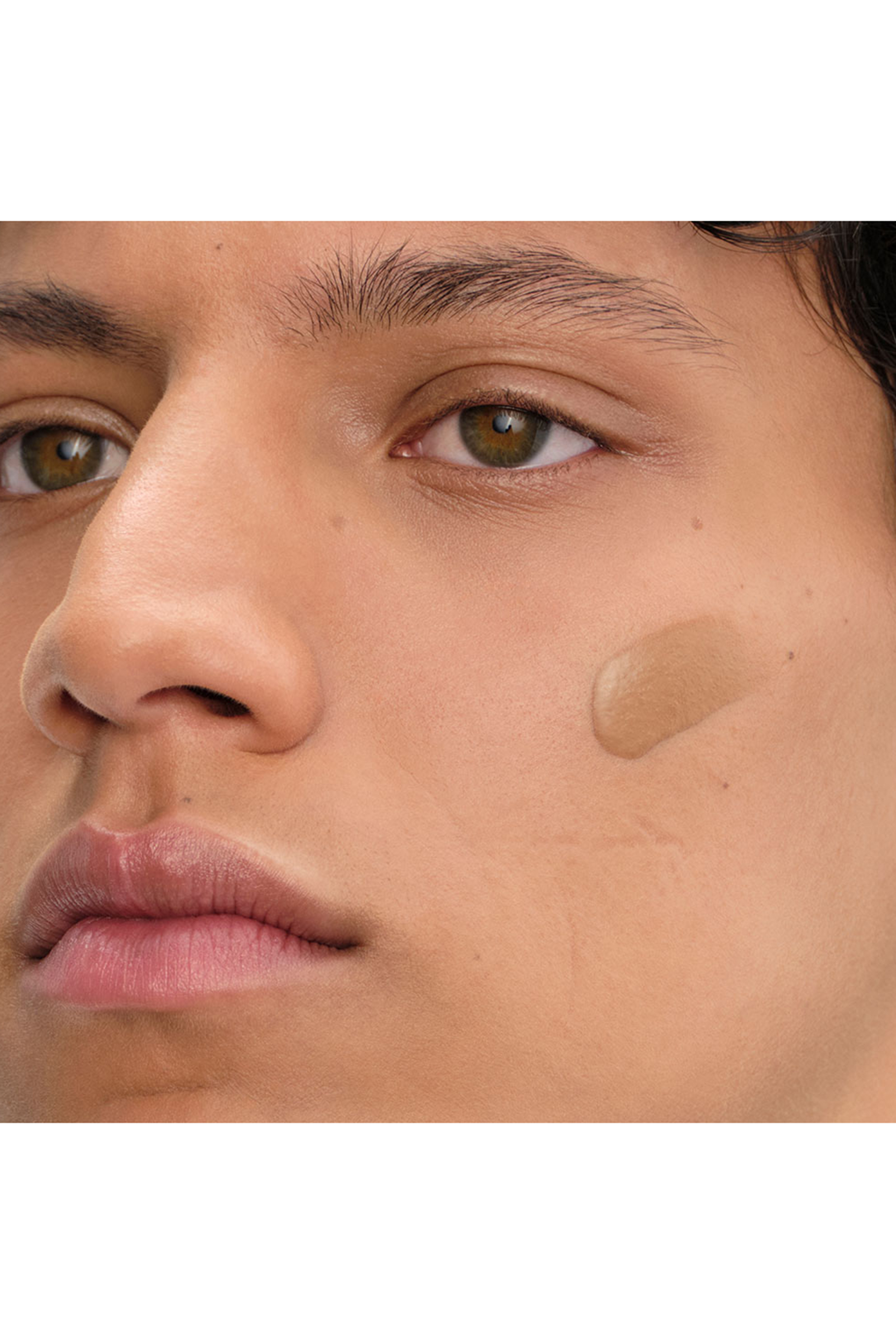 Reveal Skin Optimising Foundation