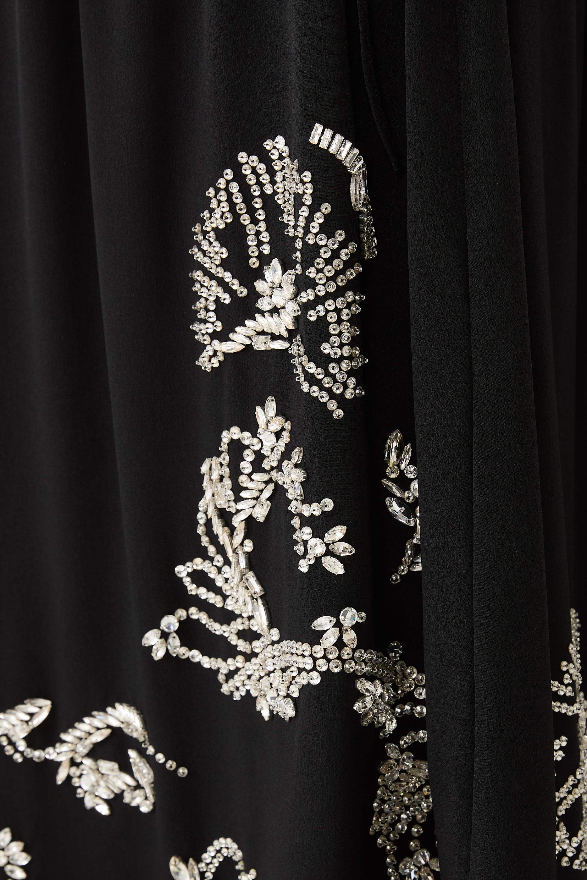 Samila Embroidered Skirt 