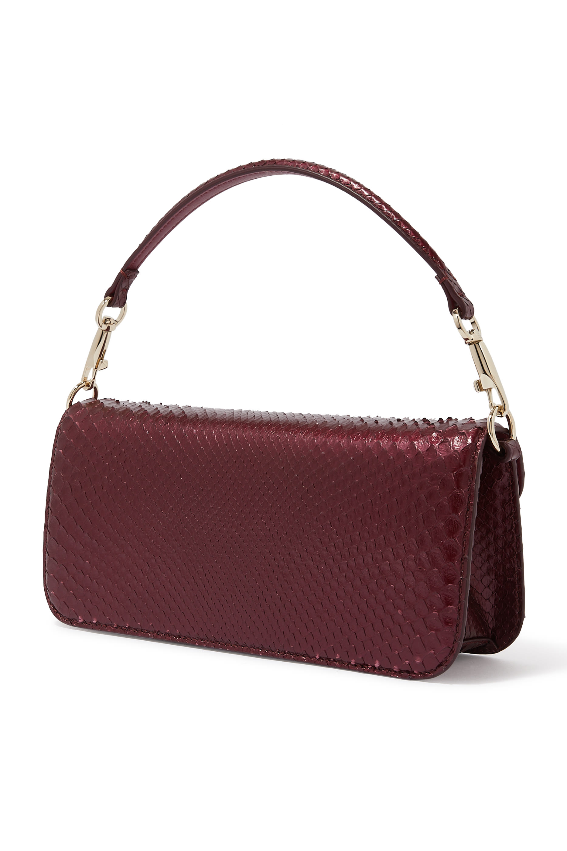  V Logo Middle East Exclusive Plaque Chain Linked Clutch Bag