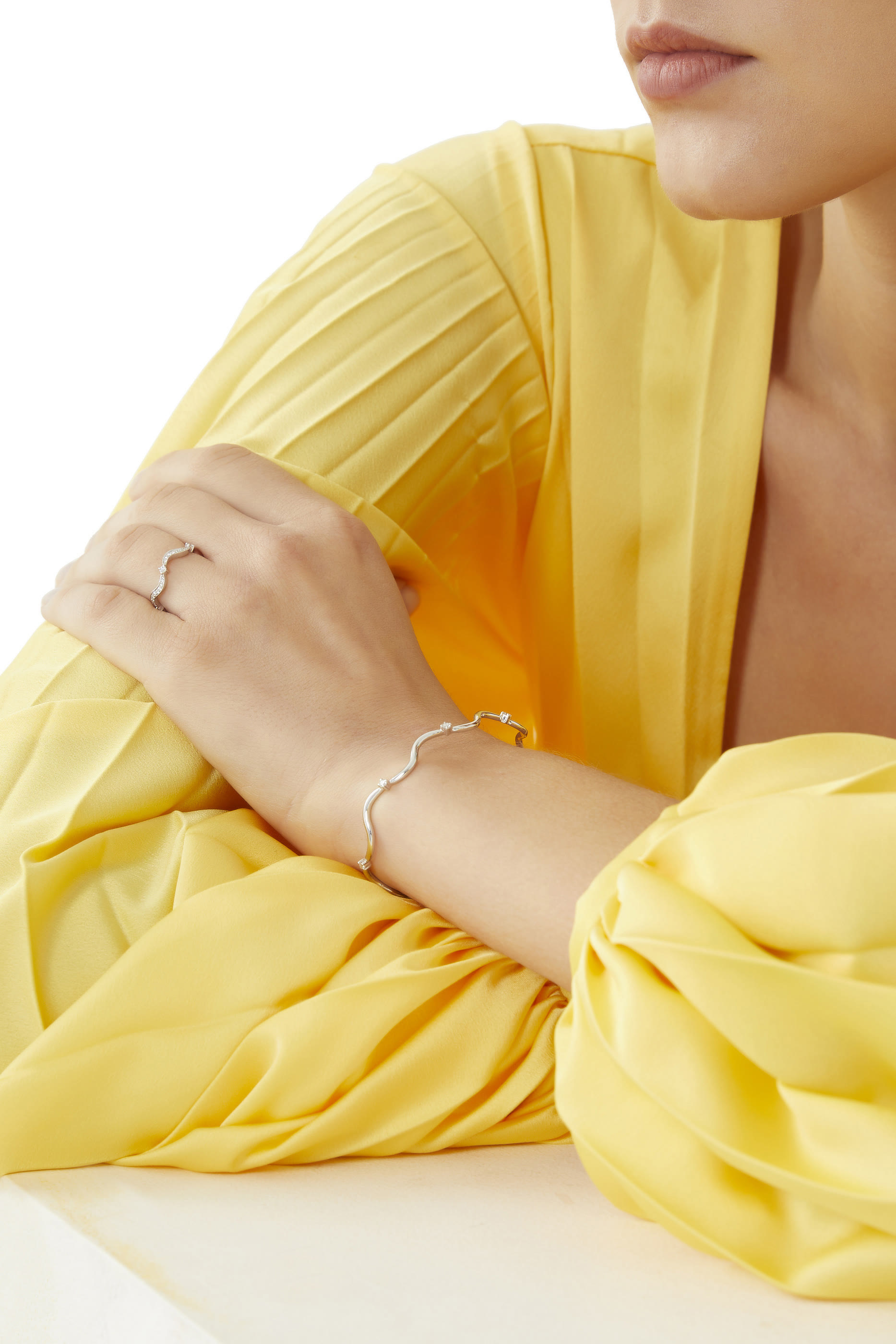 Wave Bracelet, 18k White Gold & Diamond