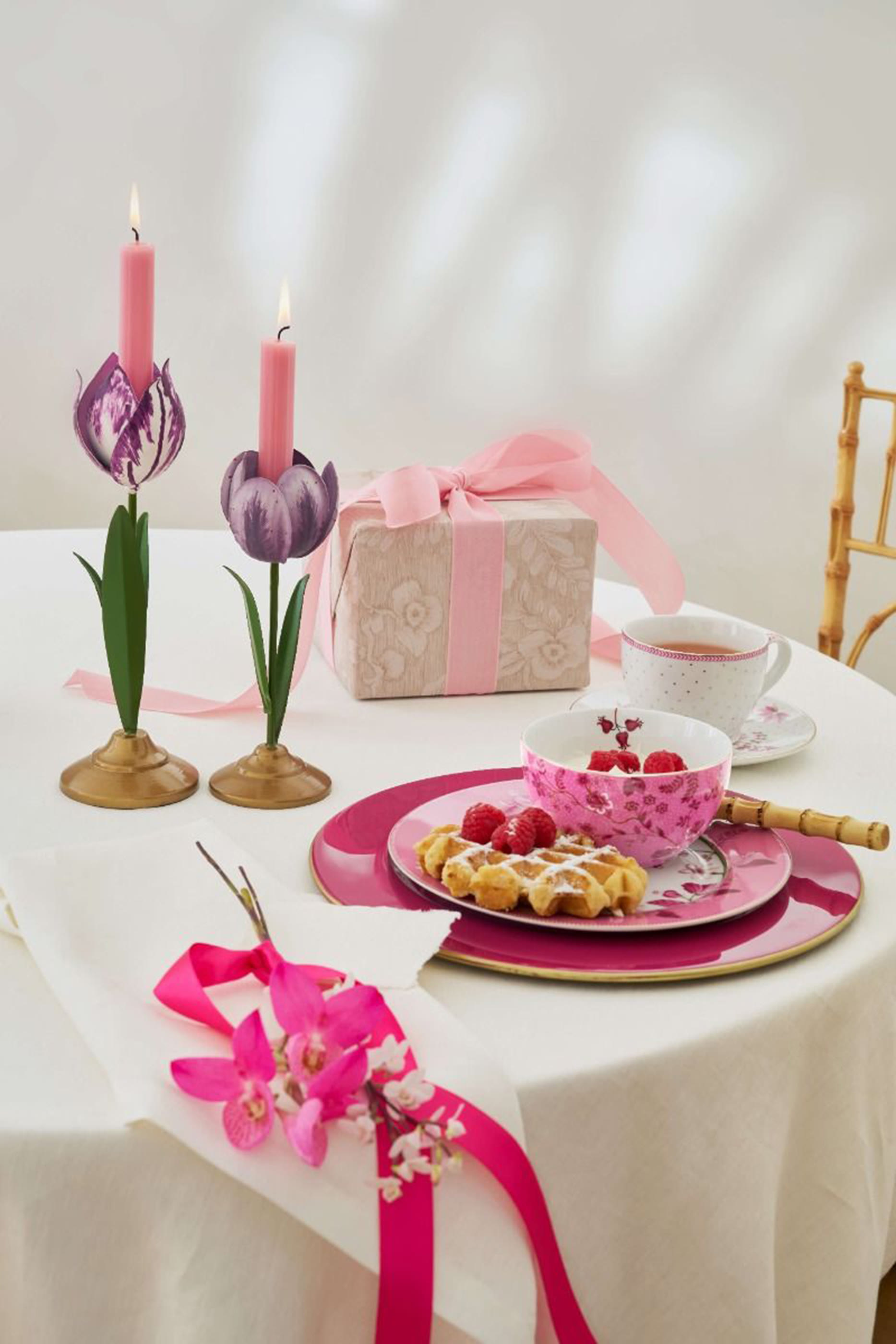 Tulip Candle Holders Set