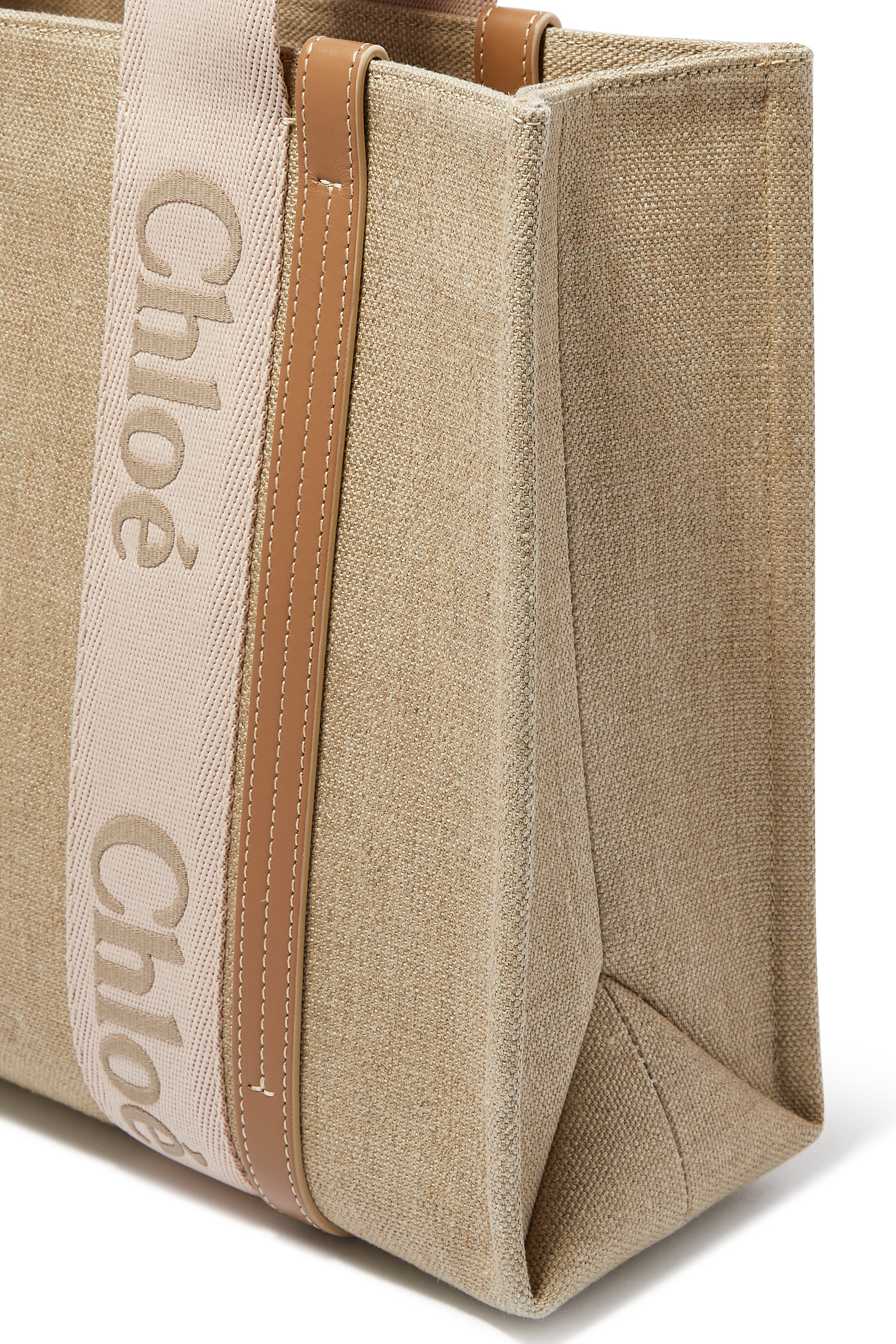 Woody Medium Tote Bag