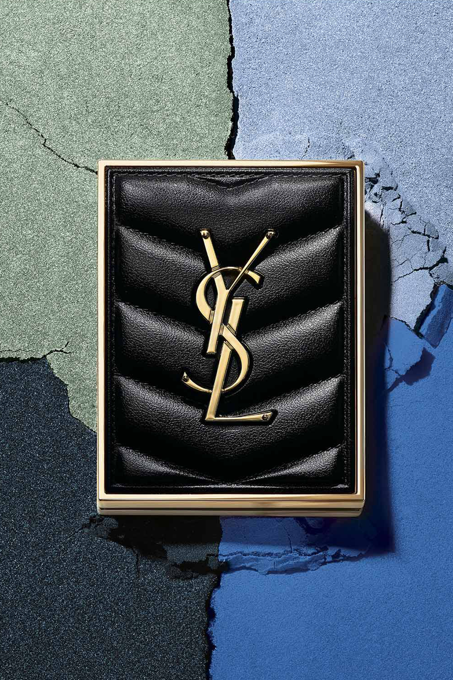 Couture Baby Clutch Eyeshadow Palette, 5g