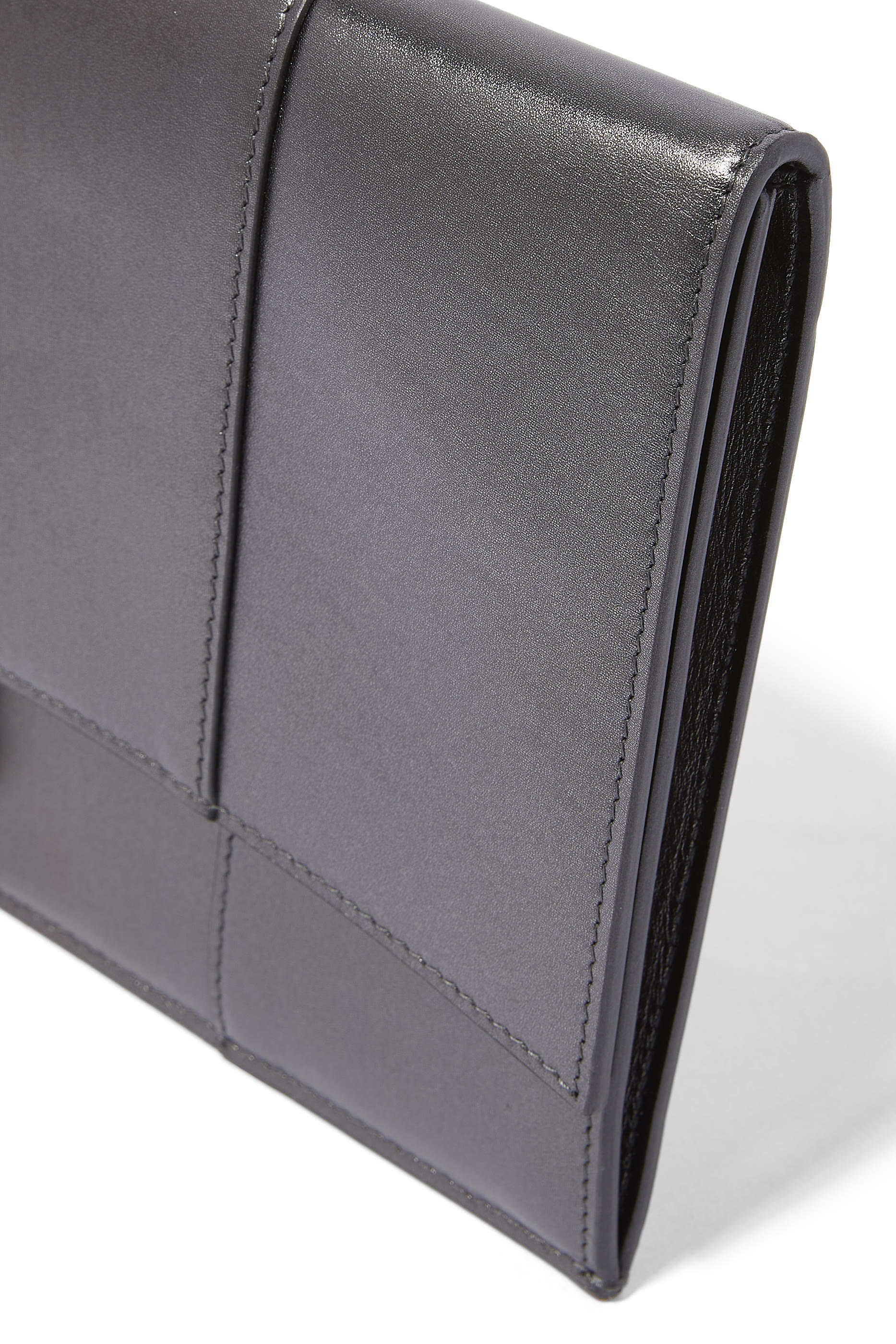 Hourglass Flat pouch