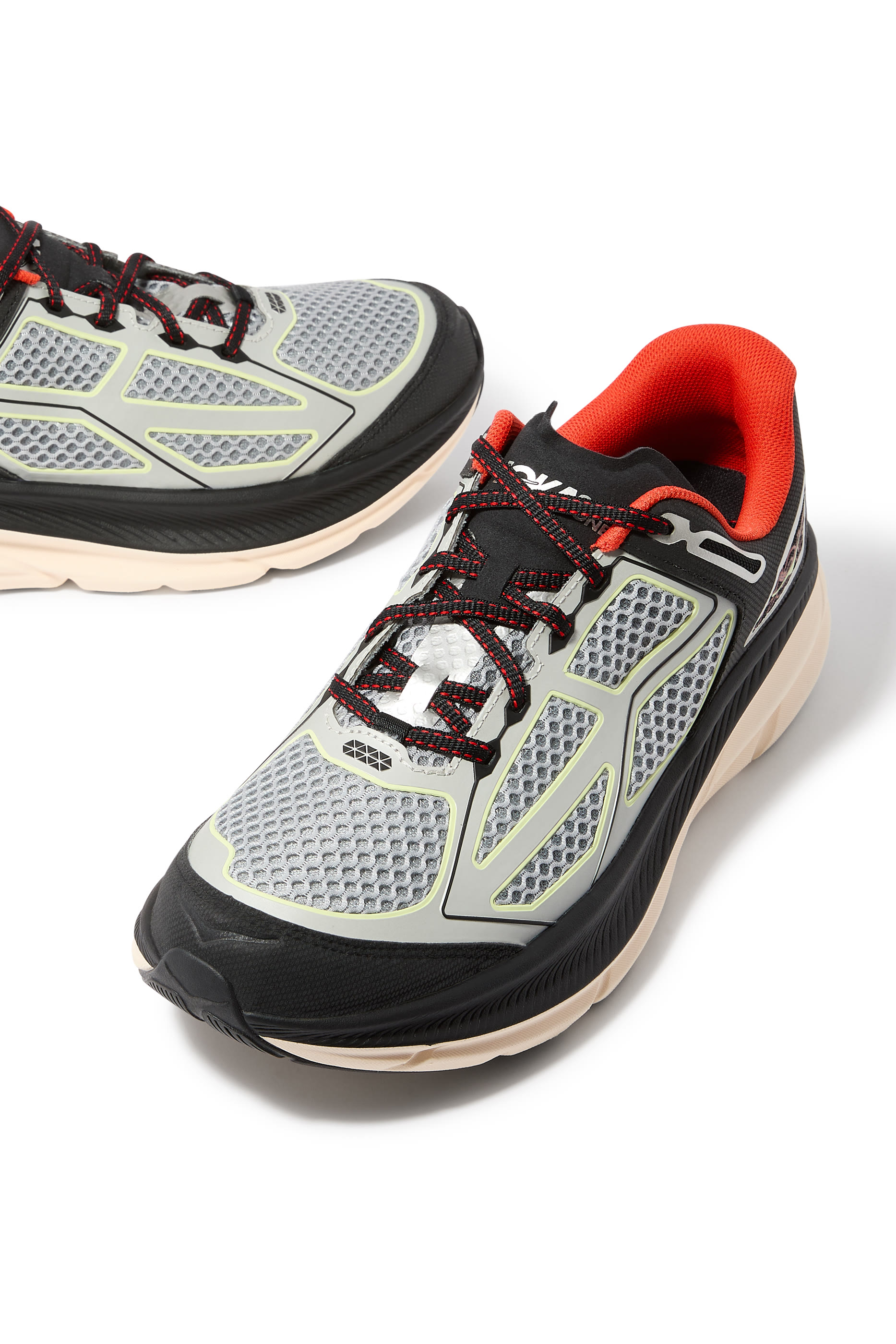 Clifton Running Sneakers