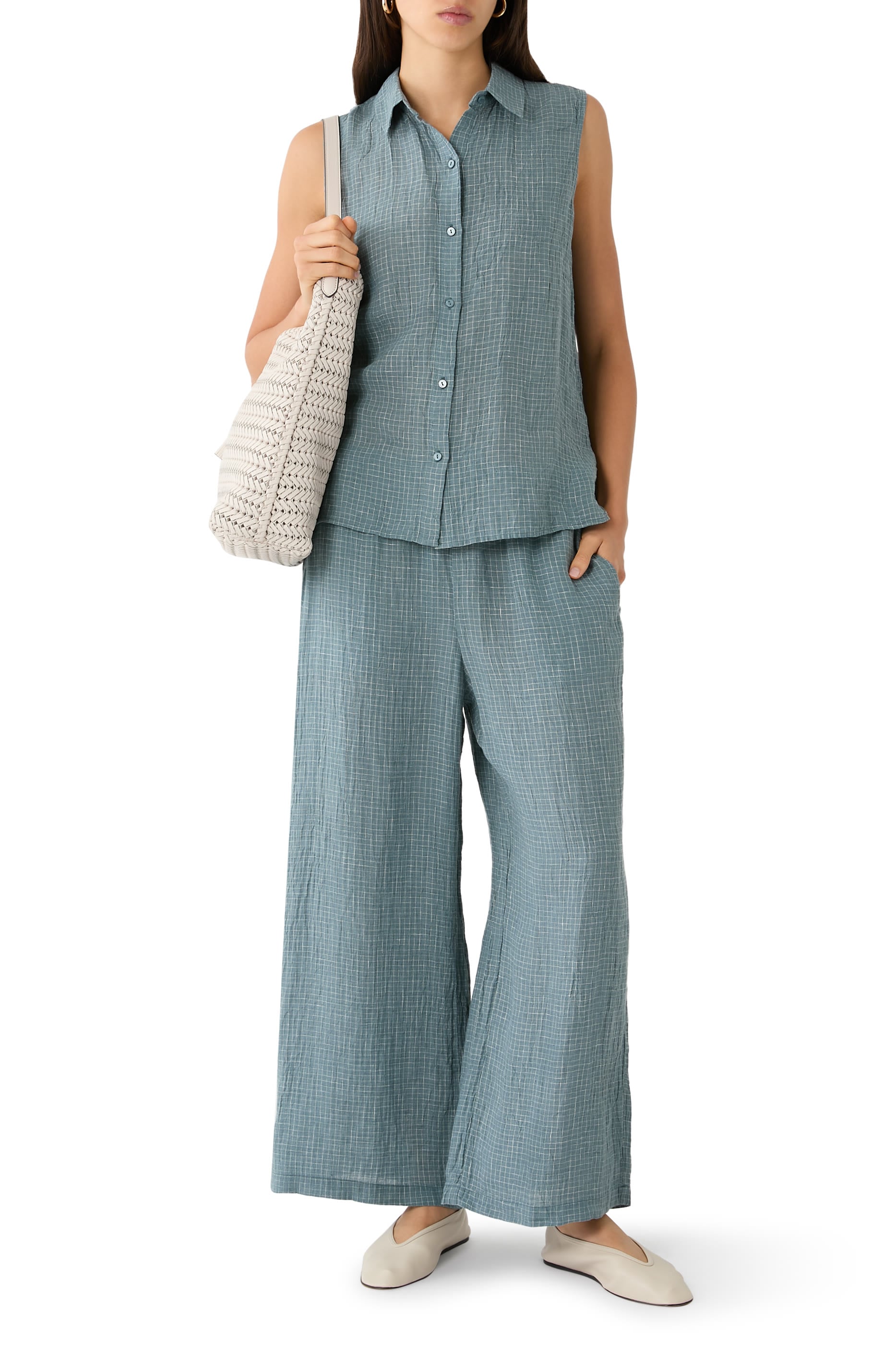 Classic Collar Sleeveless Shirt