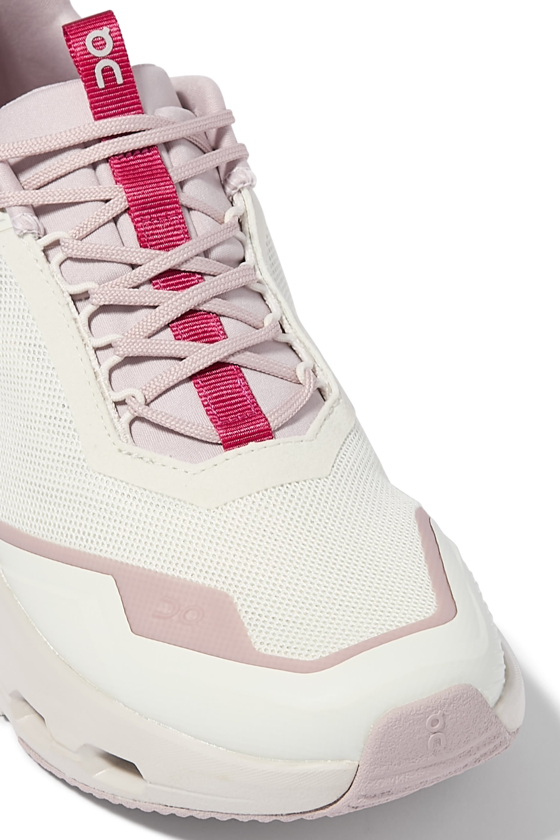 Women Cloudnova X Sneakers