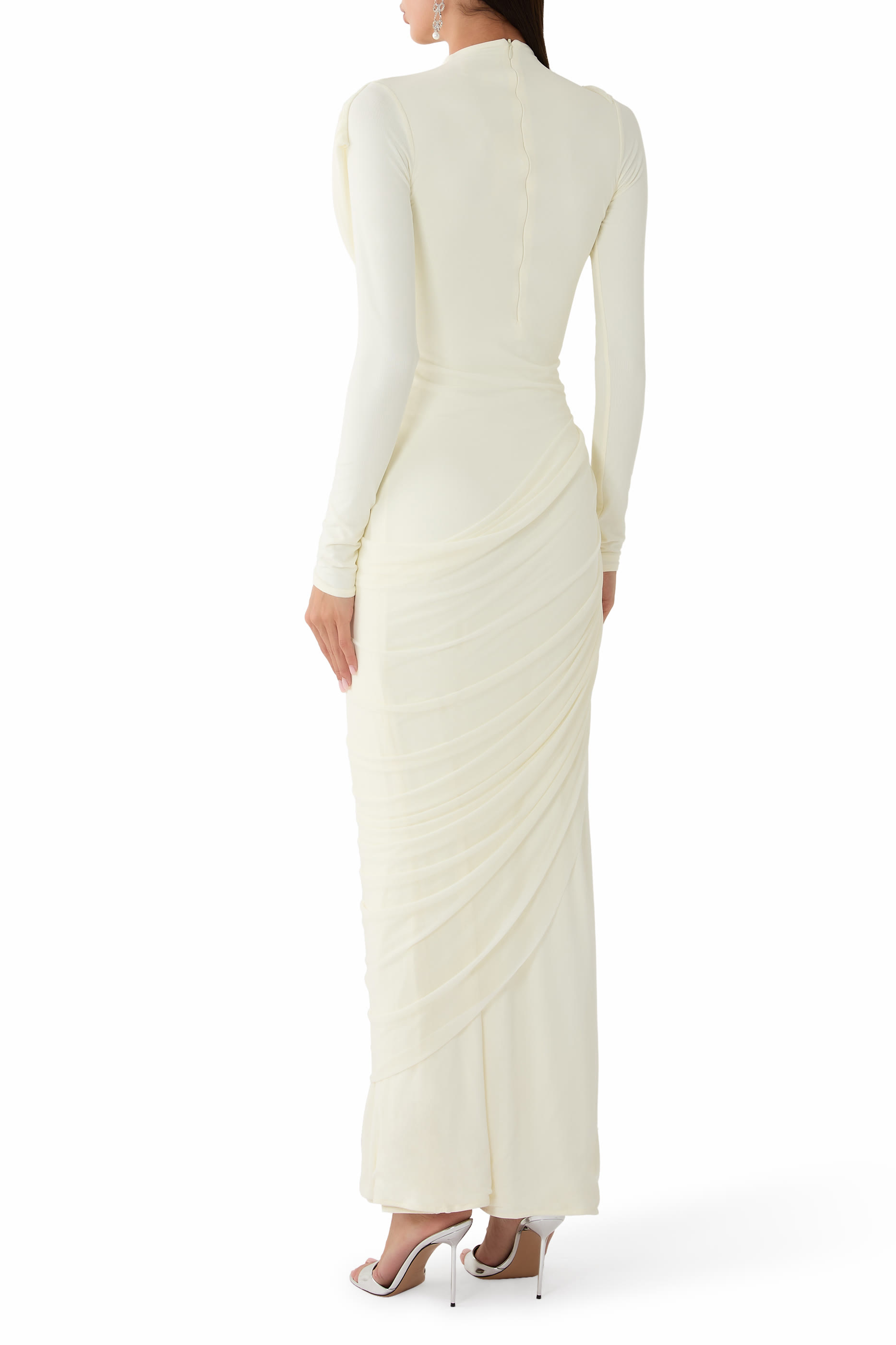 Donna High-Neck Gown