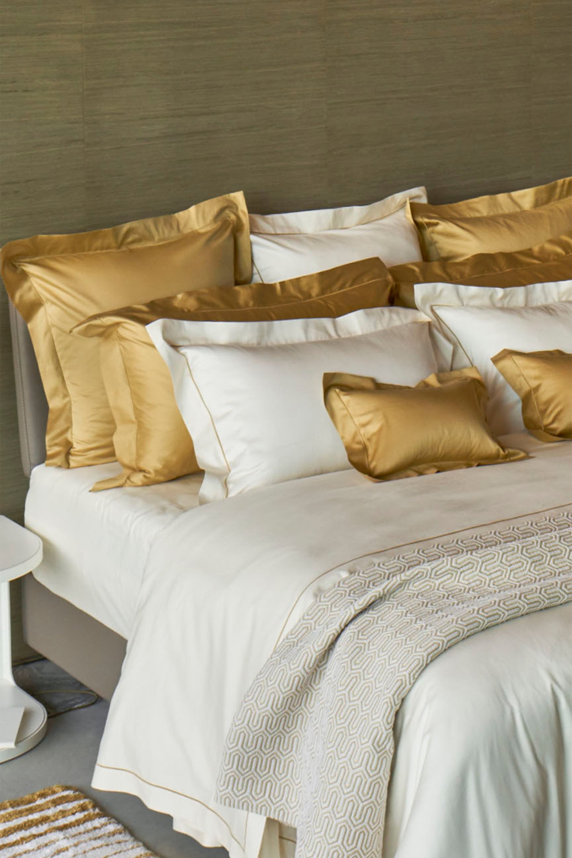 Bourdon Pillowcase 