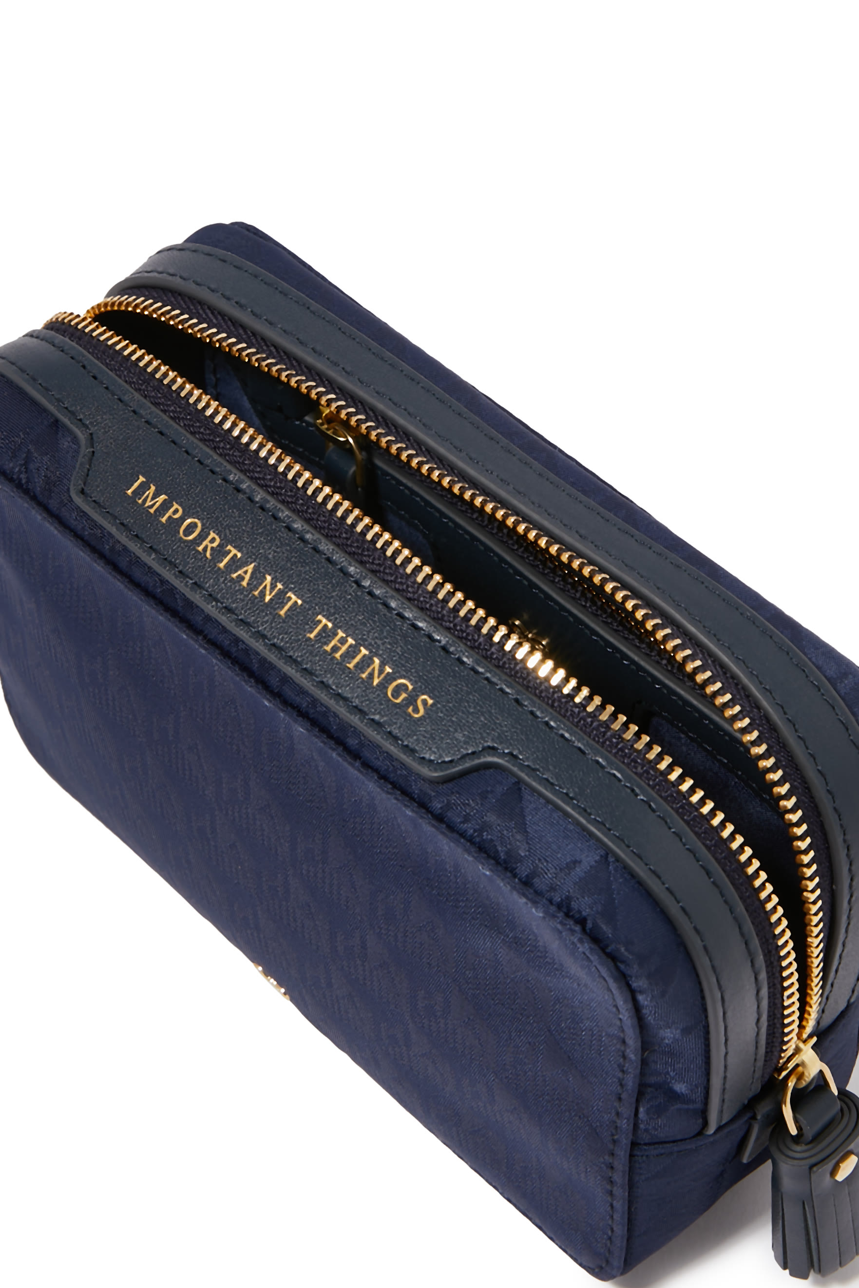 Logo Important Things Pouch