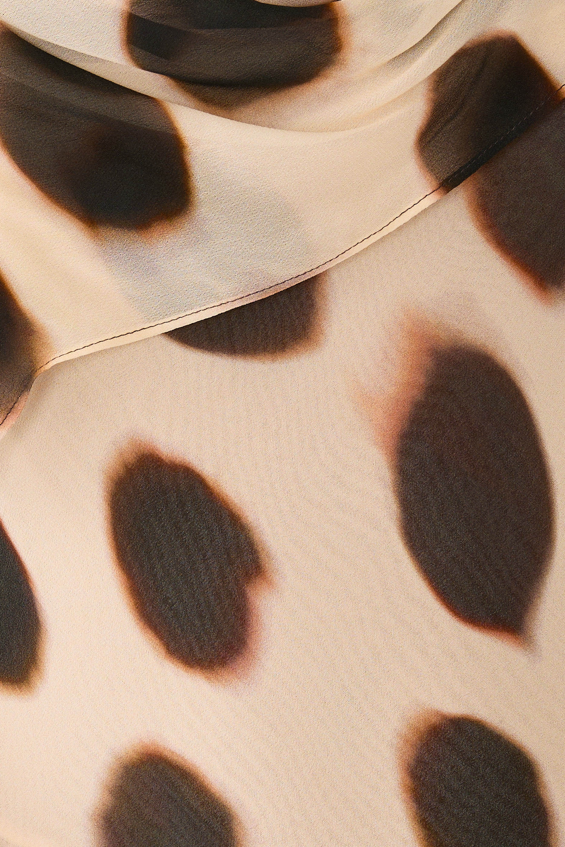 Vaela Dress