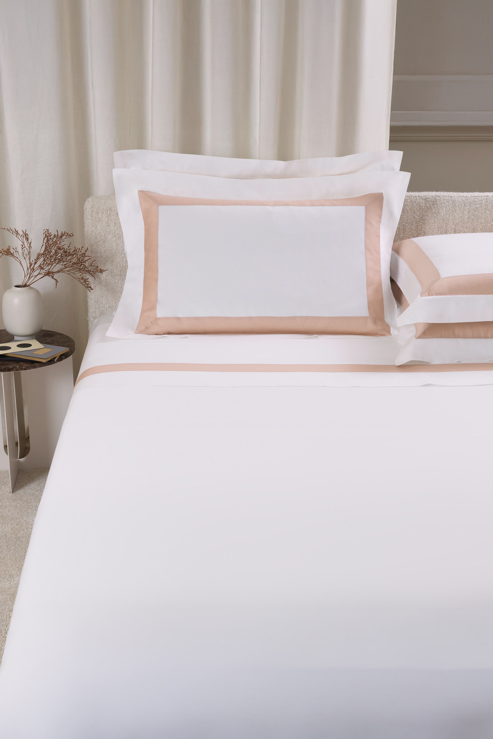 Sateen Breeze Border Flat Sheet 