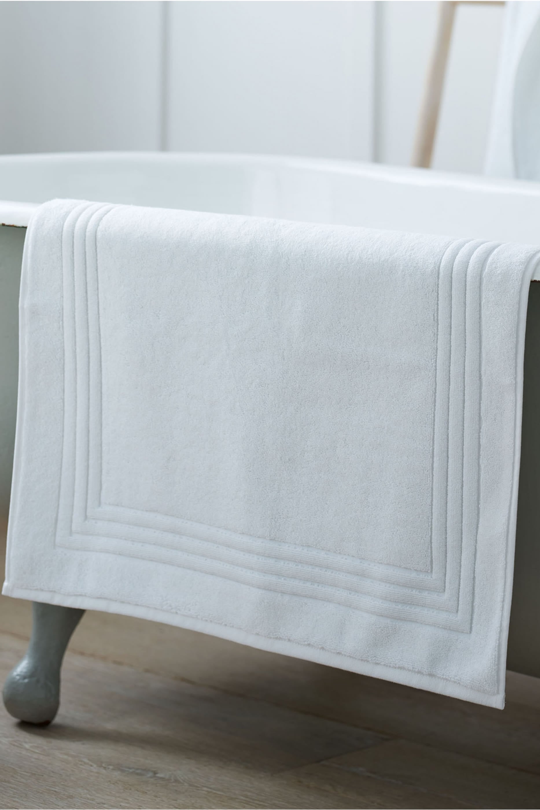 Egyptian Cotton Feather Bath Mat