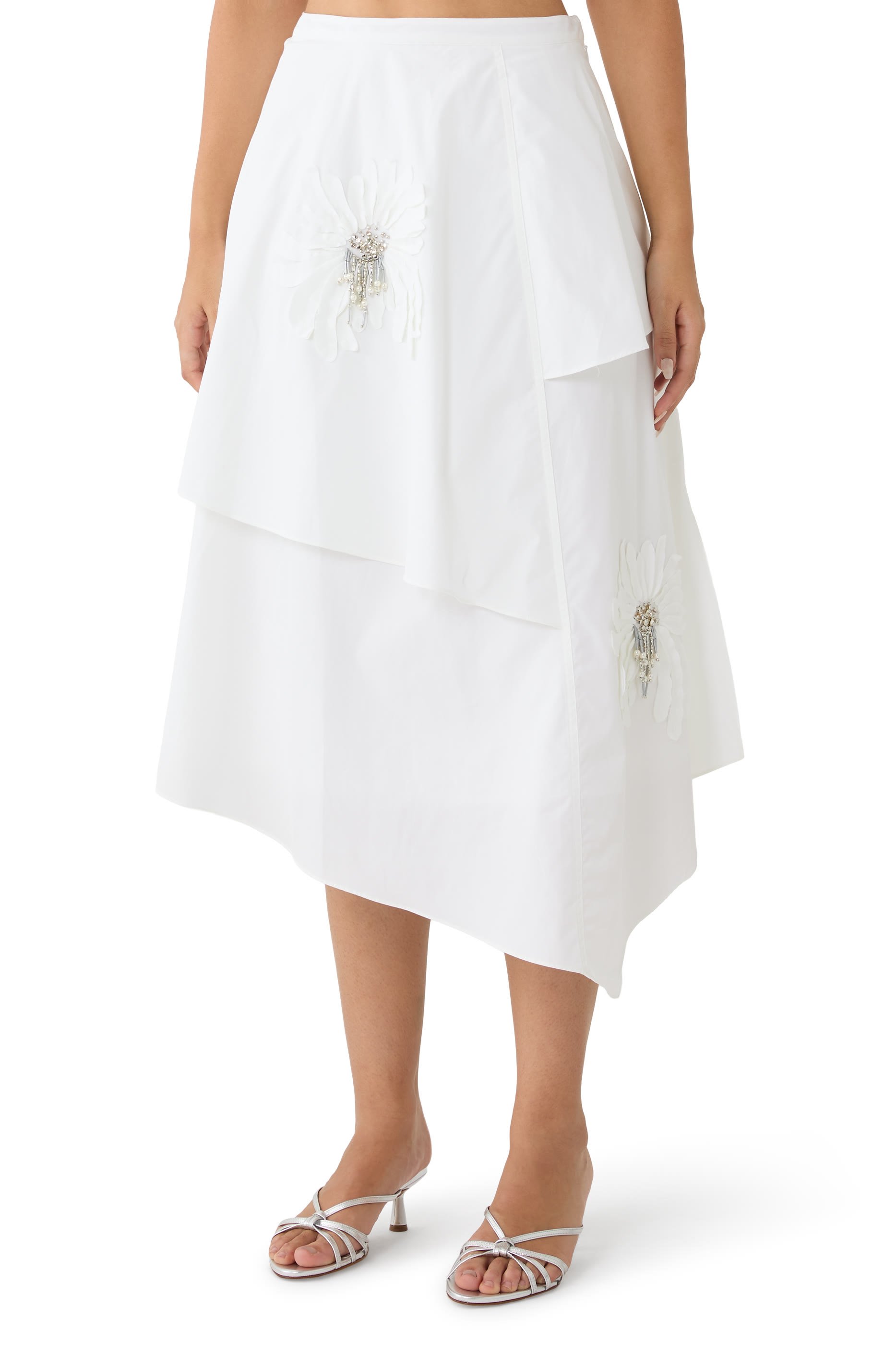 Layered Skirt with Floral Appliqu&eacute;