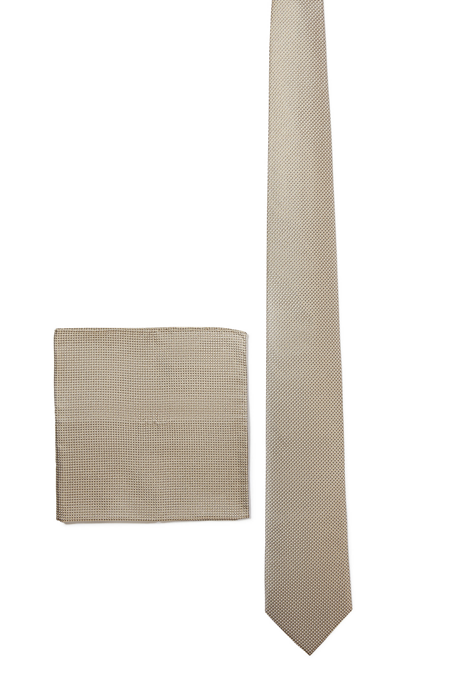 H-Tie And Pocket Square Set