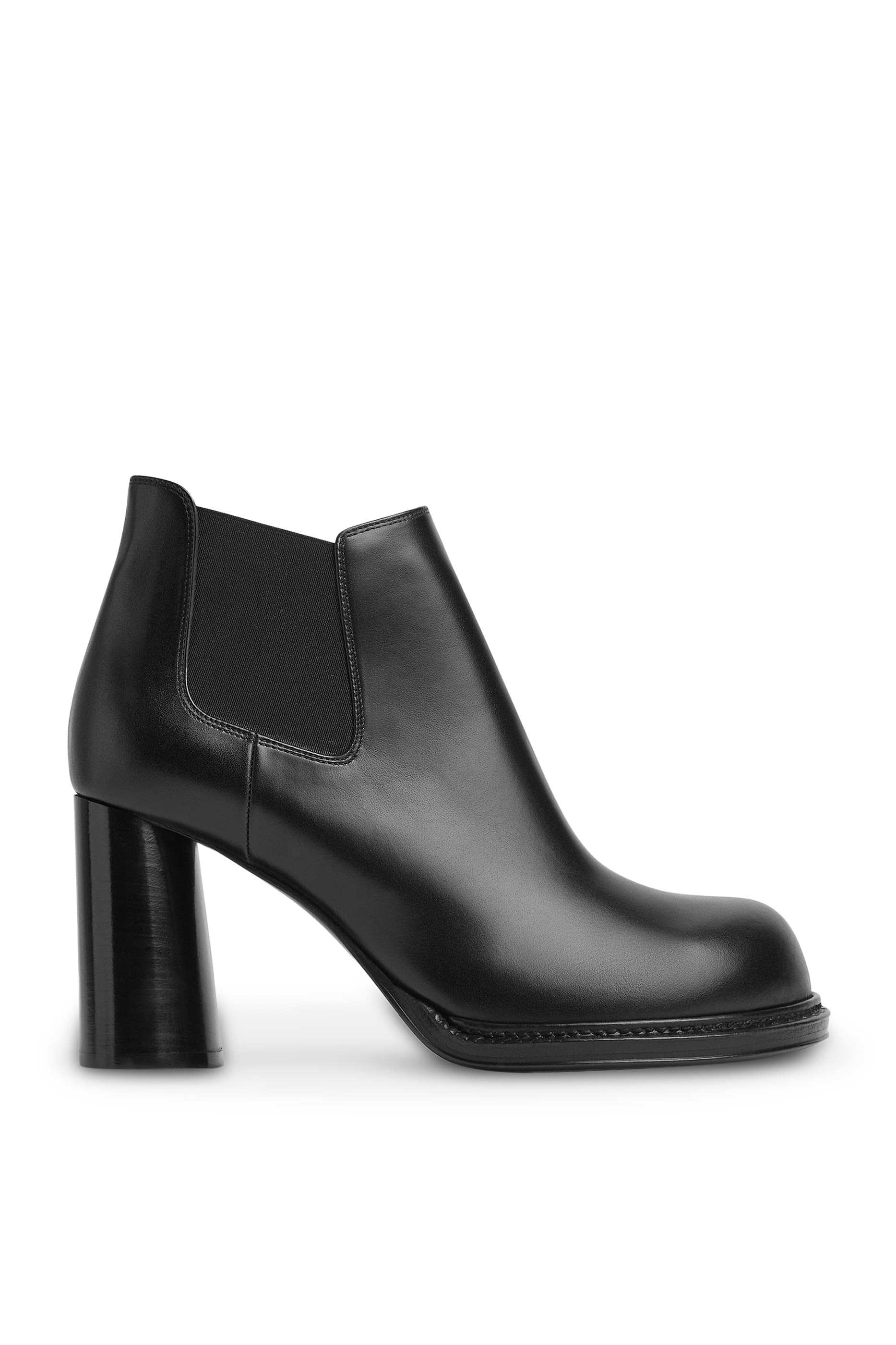 Cliff Chelsea Ankle Boots