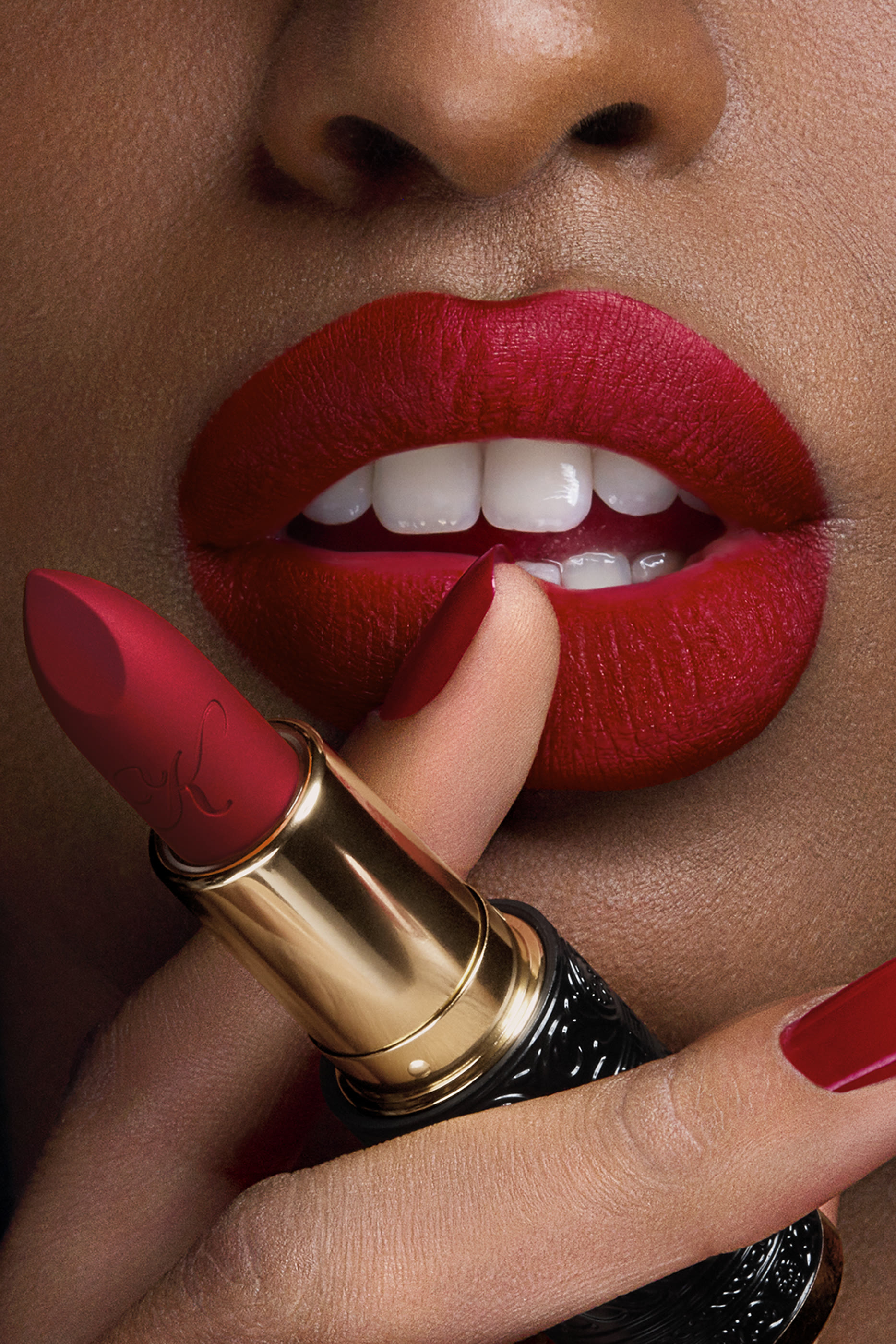 Le Rouge Parfum Matte Lipstick