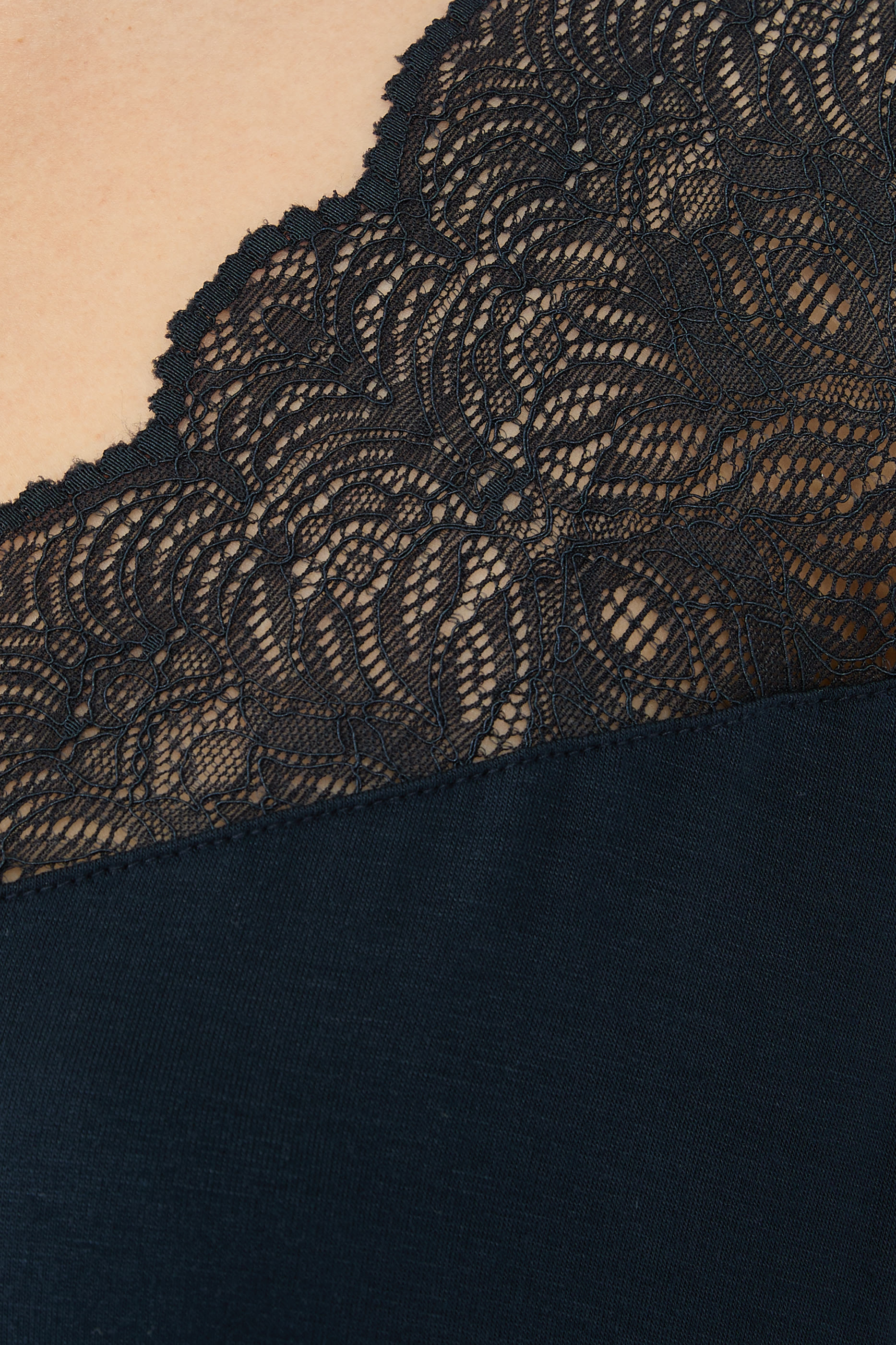  Jersey Lace Detail Pyjama Set