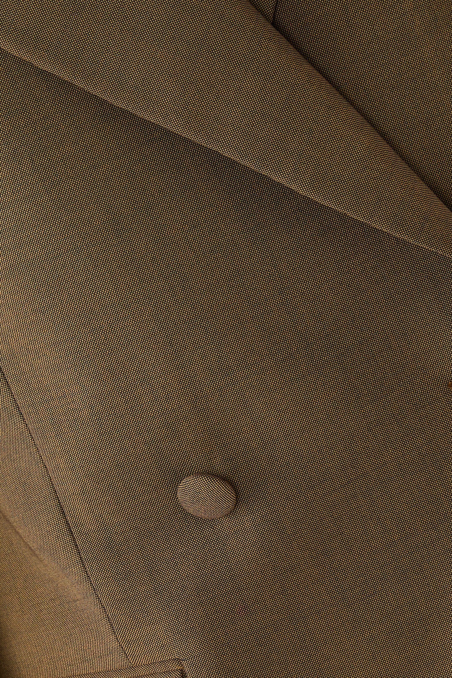  Double-Breasted Hourglass Blazer 