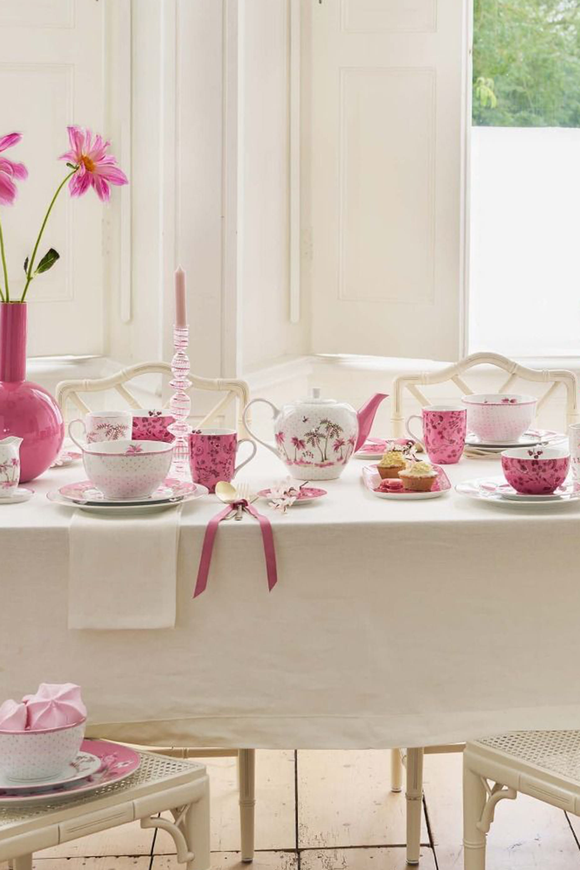 Jolie Dots Espresso Cups & Saucer, Set of 2