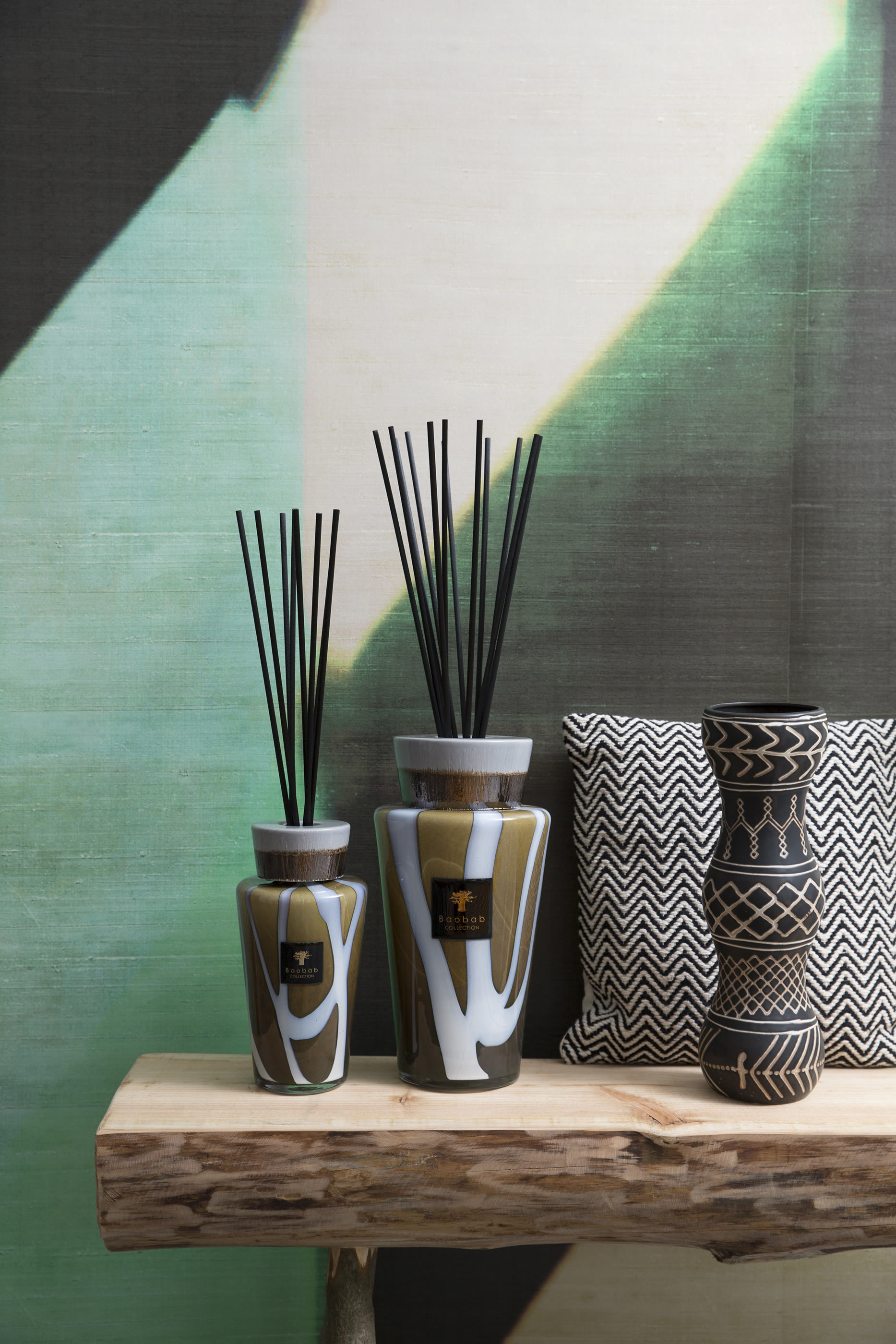 Totem  Stones Agate Luxury Bottle Diffuser Medium