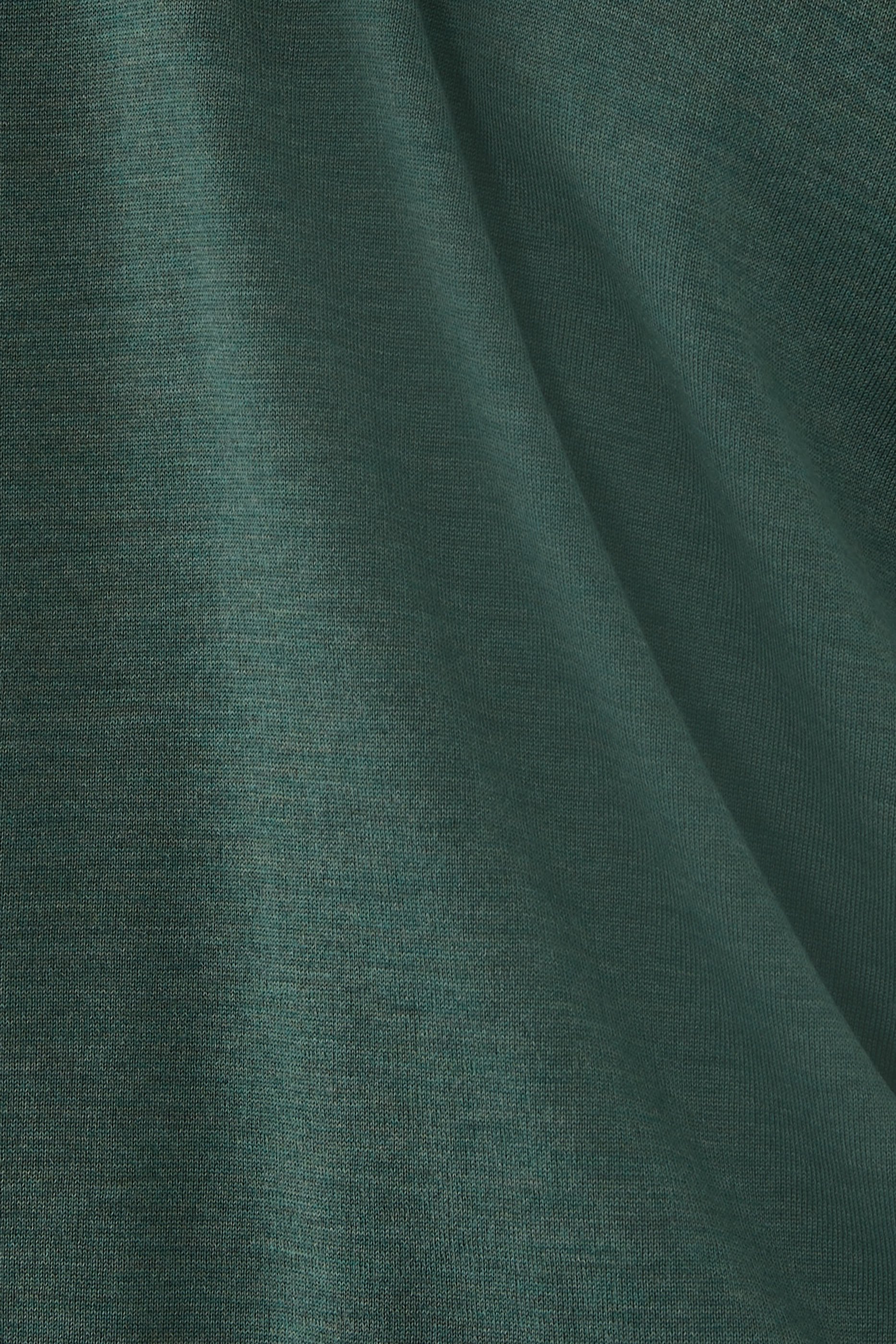 Long Sleeve Slim-Fit T-Shirt