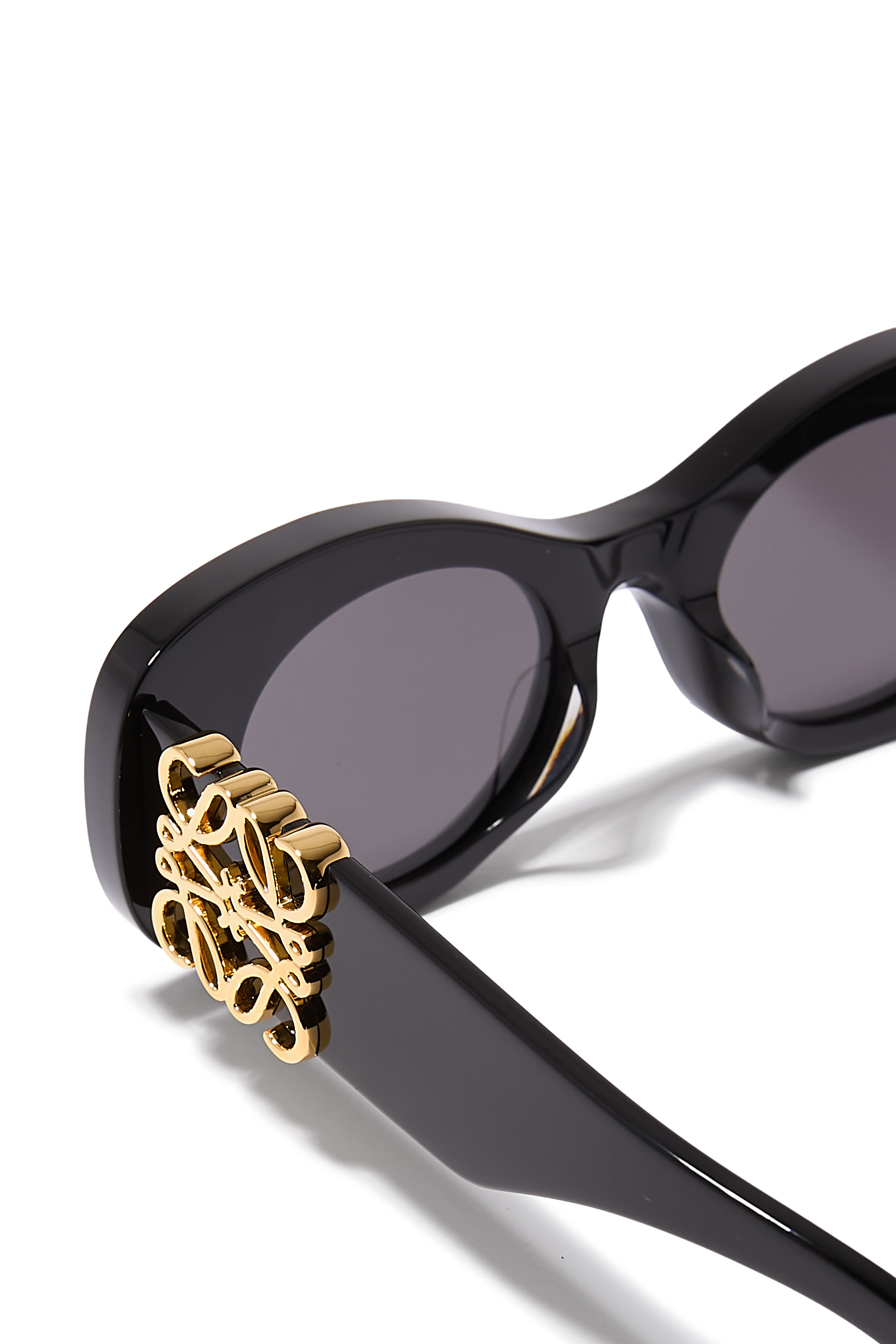 Beveled Oval Maxi Anagram Sunglasses